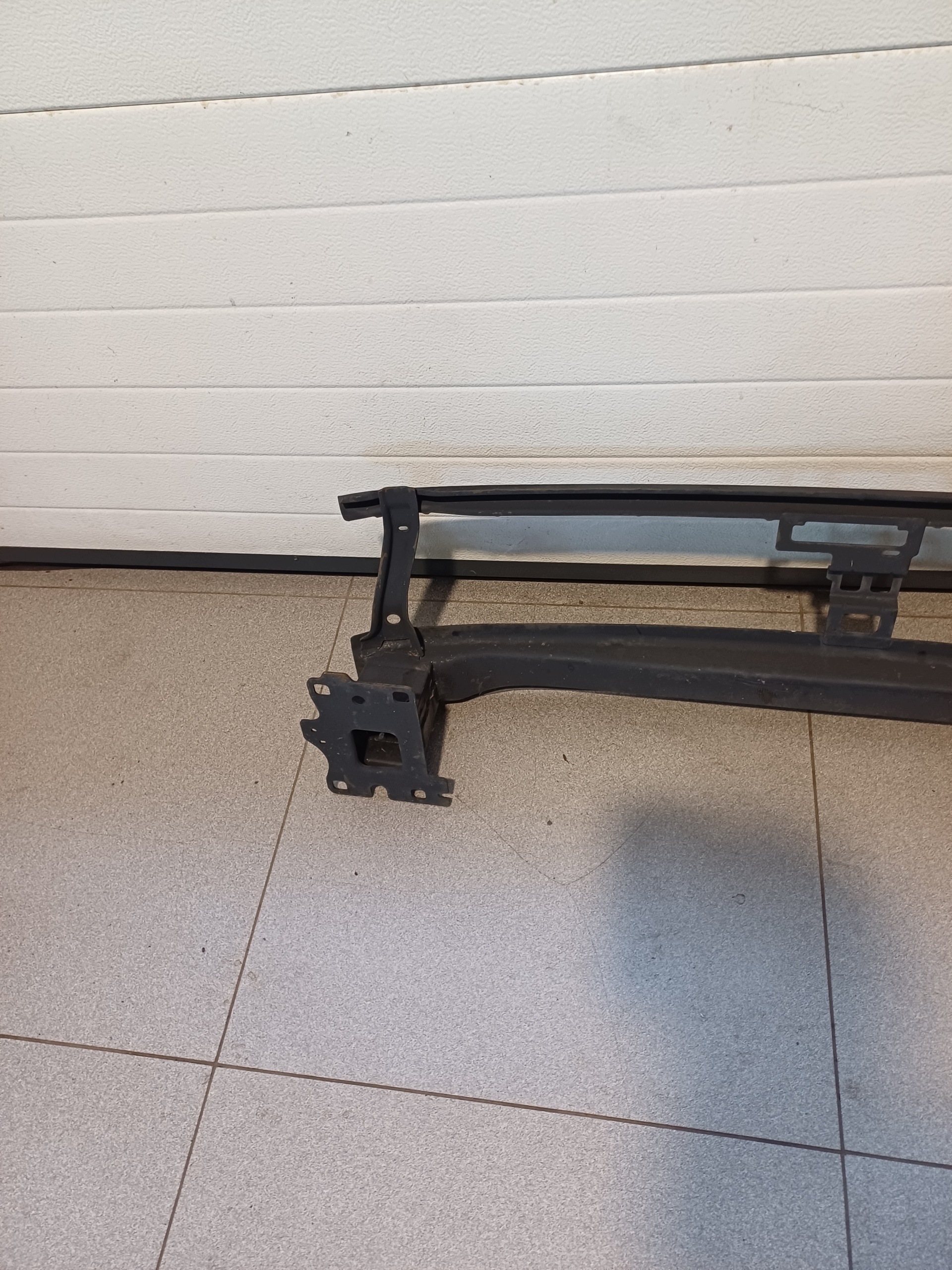träger vorne vorne AUDI Q2 81A 81A807109C