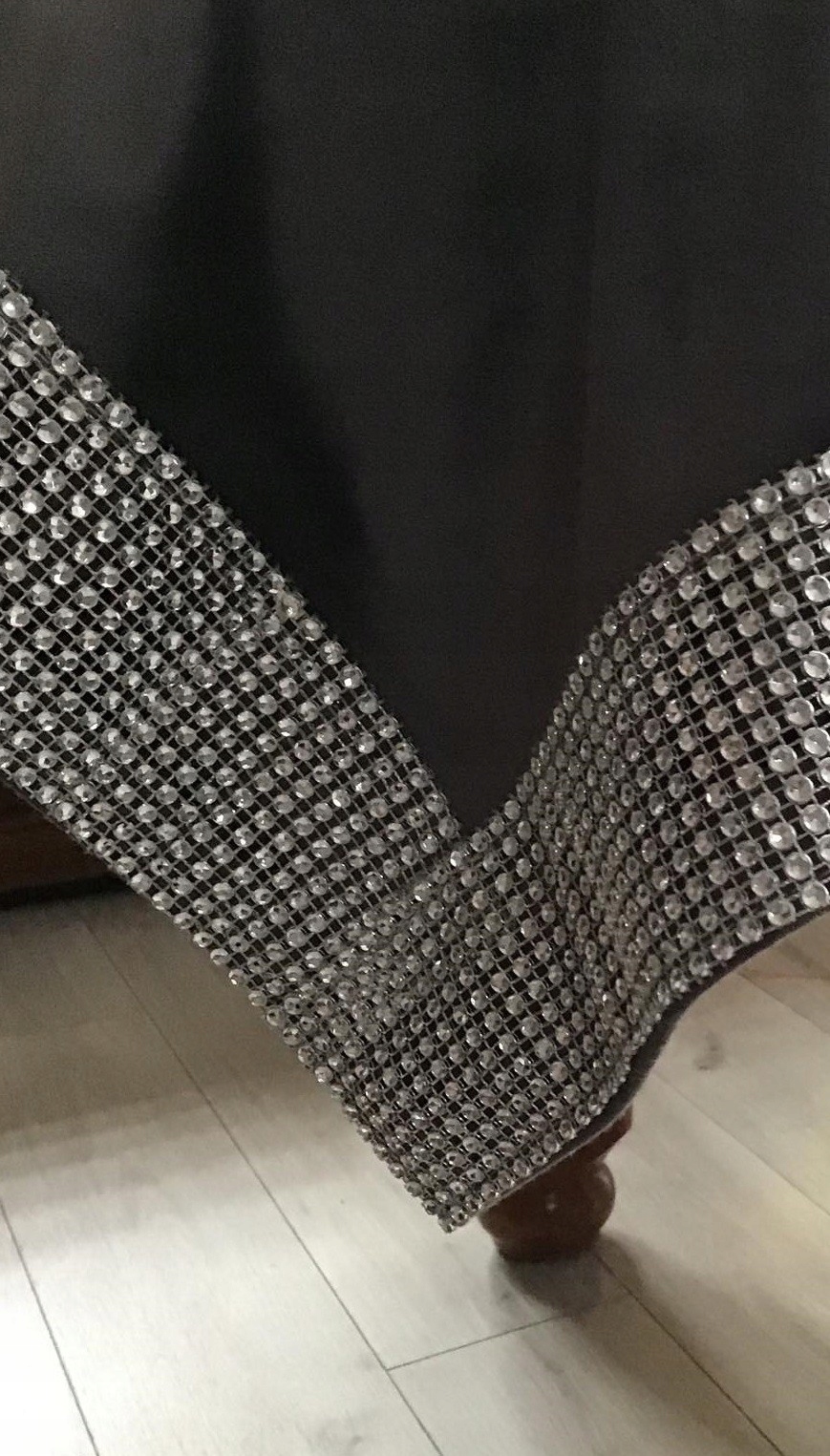 

Bieżniki Welurowe Obszyte Cekinami Grafit 35x90cm