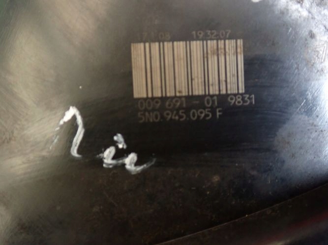 VW TIGUAN and 08-12 light left rear rear part