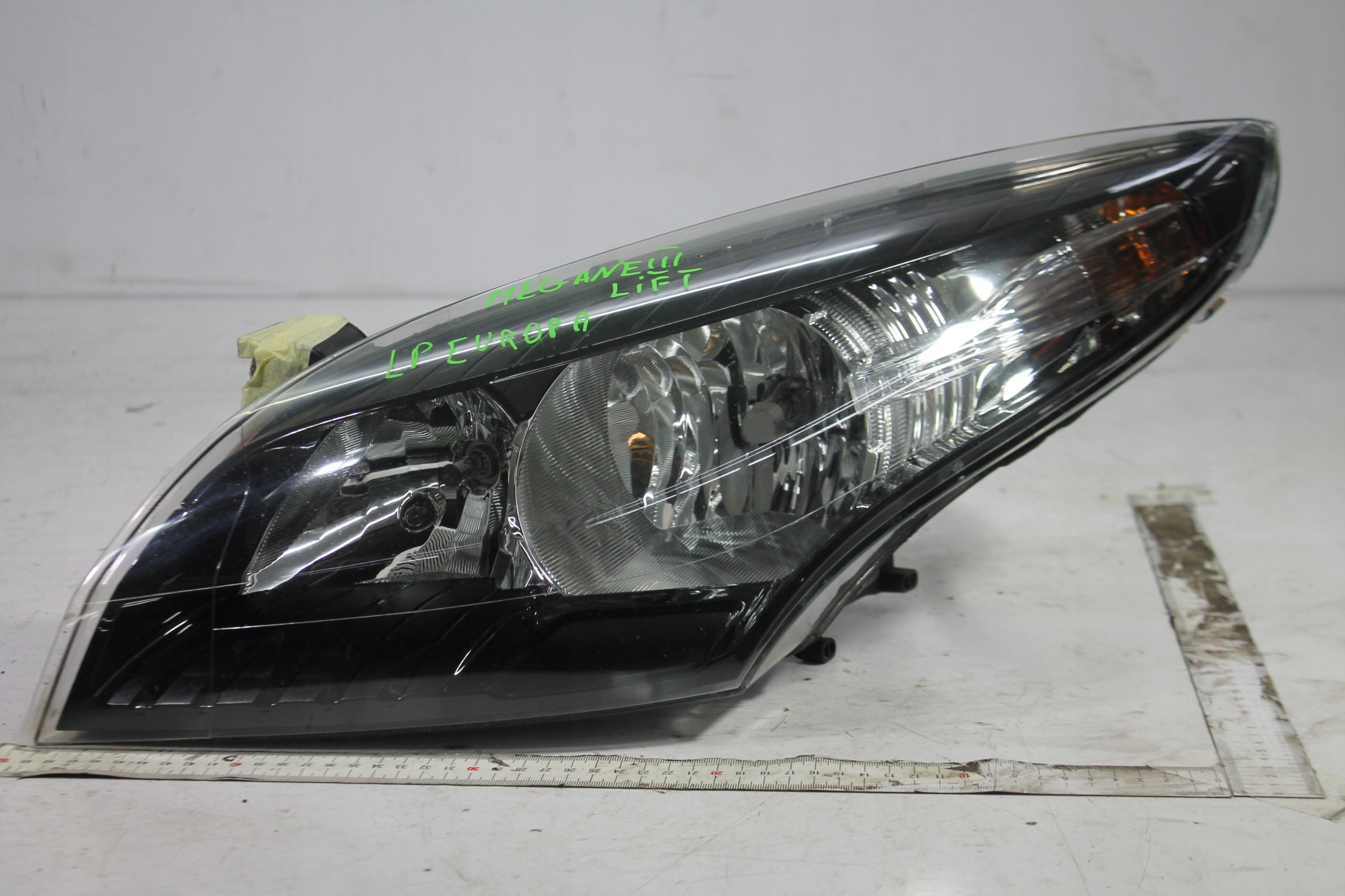 light left front MEGANE III LIFT EU 12-15