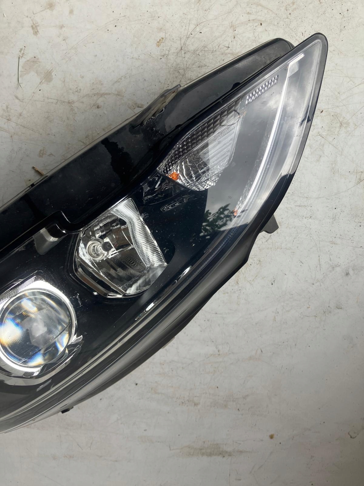 light left front PEUGEOT 308 T9 LIFT lens LED 9816990680 complete