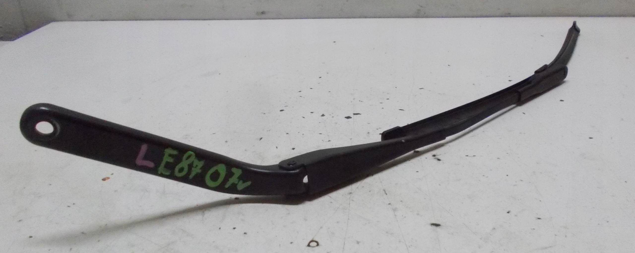 BMW E87 2.0 e 07R Bracci tergicristallo 7169972 7169971 KOMPLET