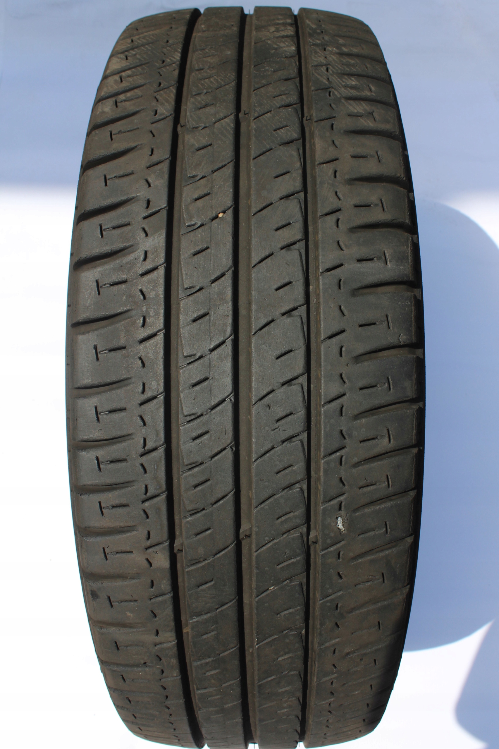 4X річний б / у 235 / 65r16c Michelin Agilis 15R