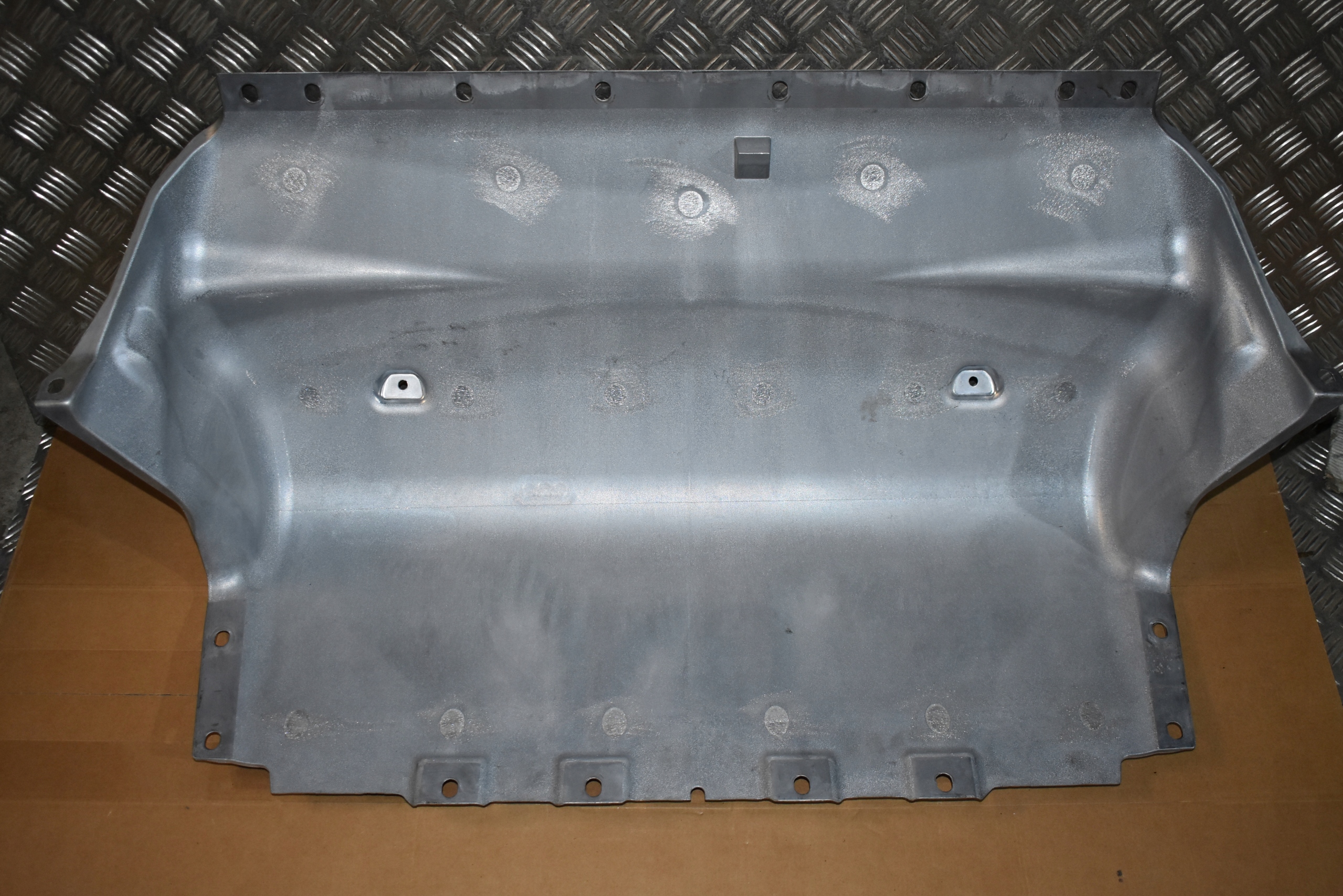 IDEALNA Blende Abdeckung Unterfahrschutz MERCEDES SL R231 1