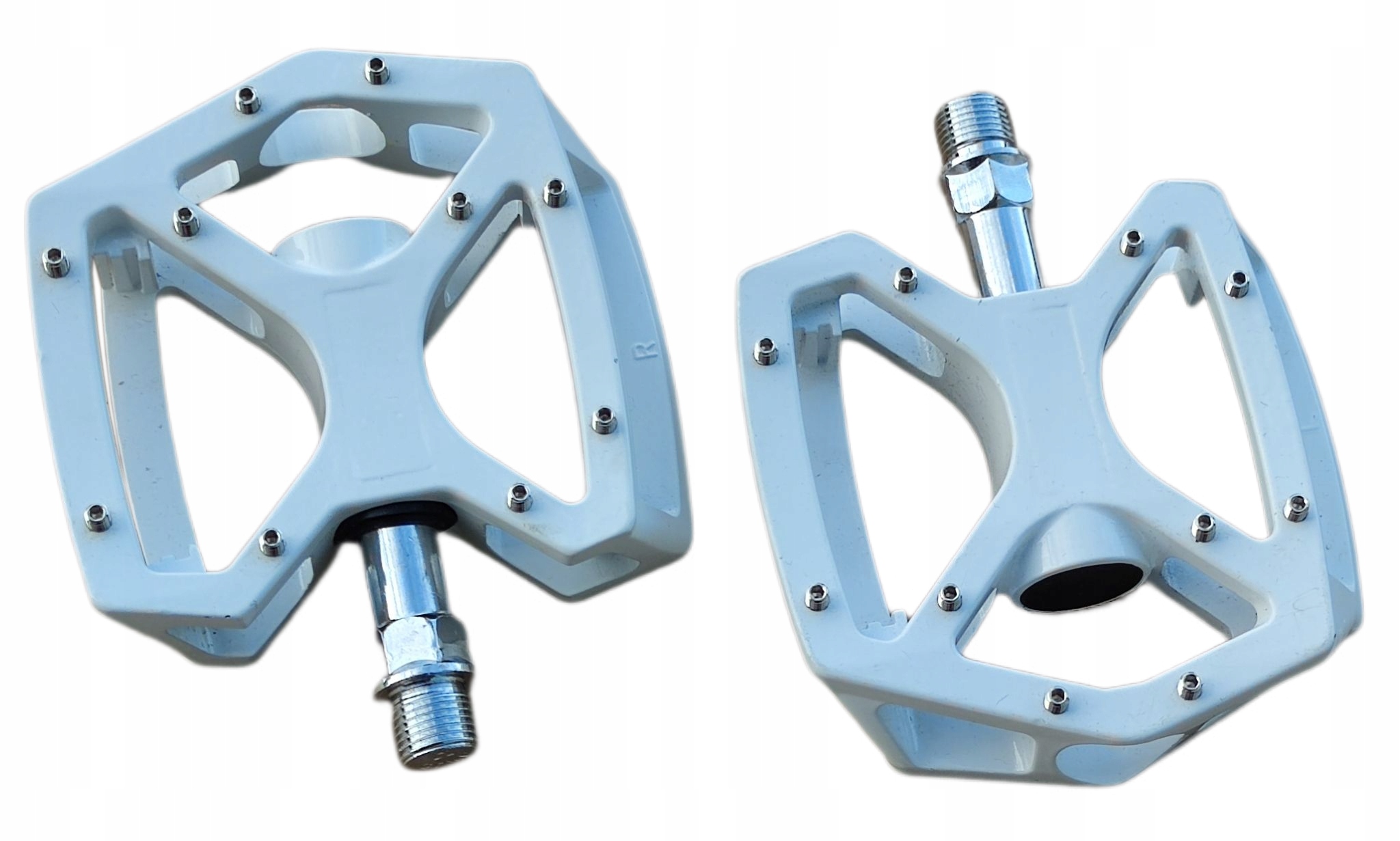 Pedały Bmx Platforma Wymienne Piny Białe NP9100