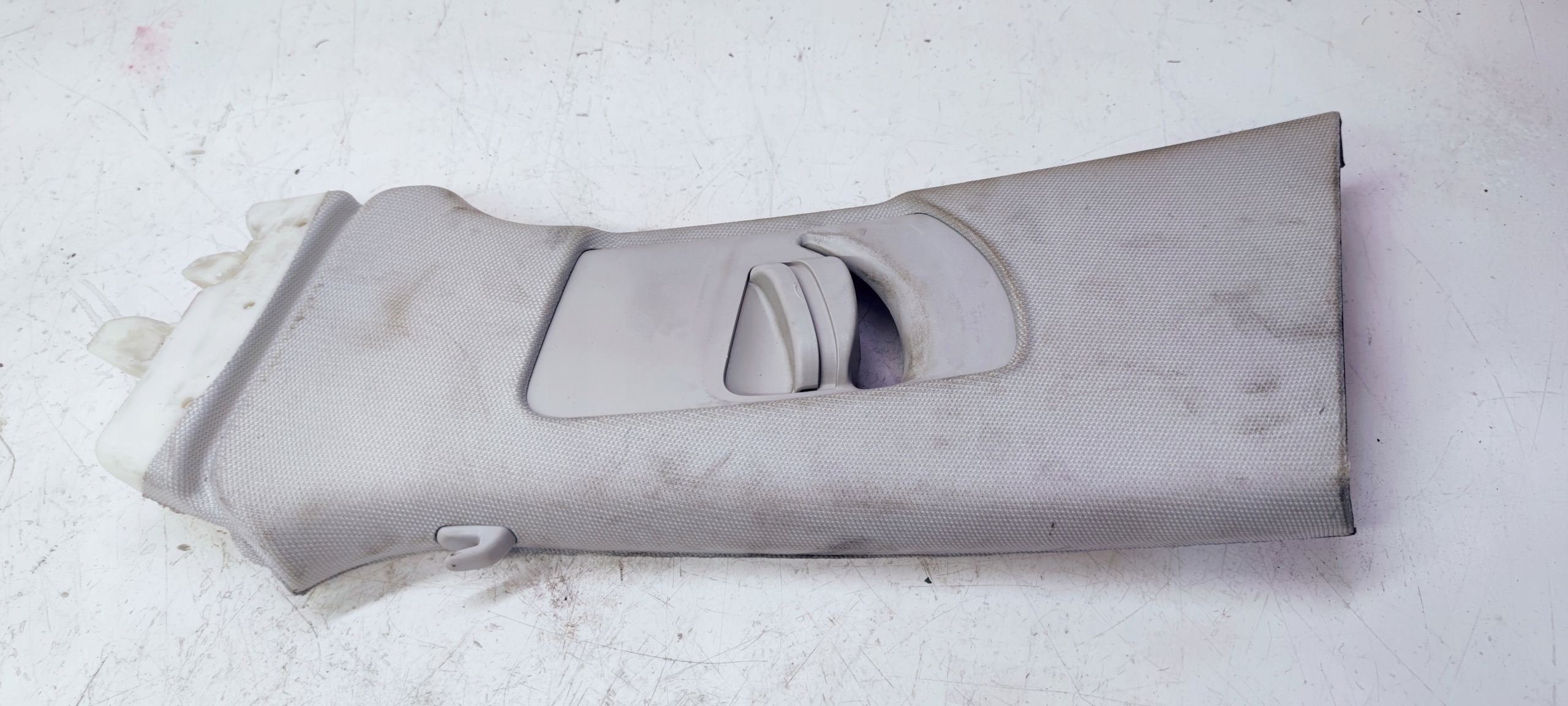 cover SLUPKA B left AUDI A4 B8 8K0867281B V39