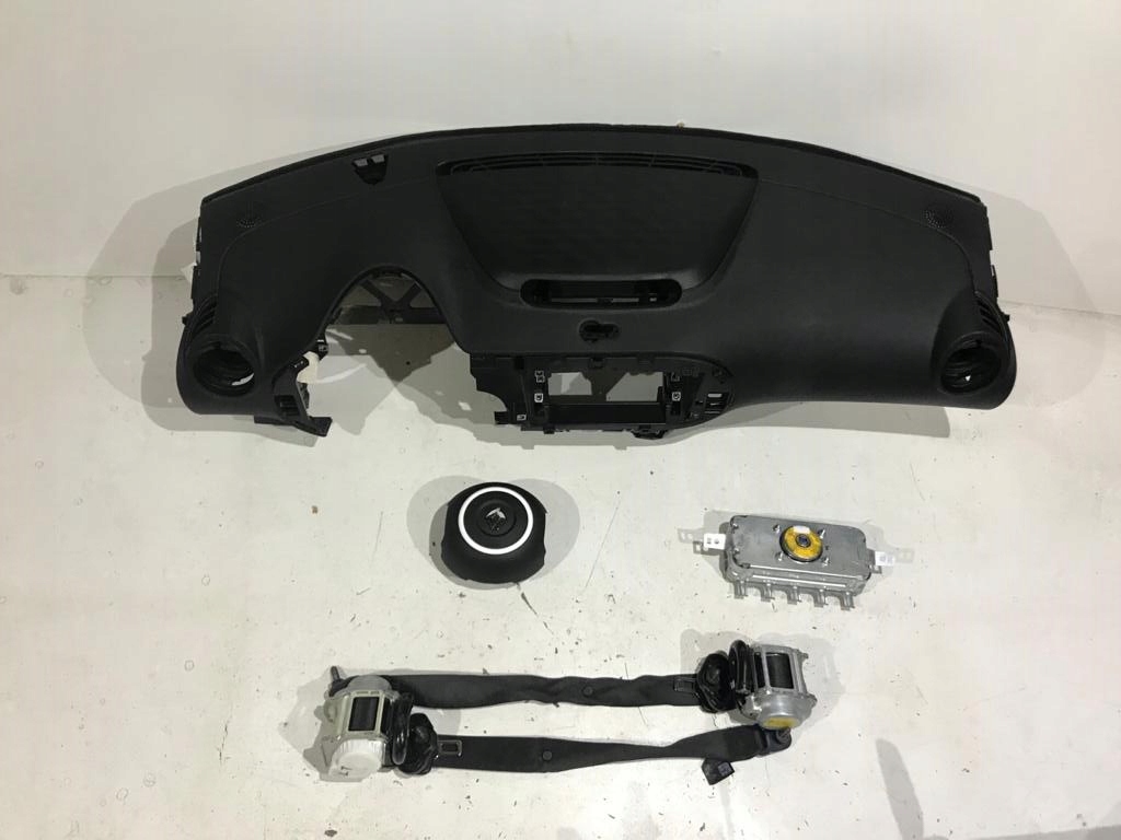 RENAULT TWINGO 3 III ДОШКА КОНСОЛЬ ПОДУШКА БЕЗПЕКИ РЕМЕНІ