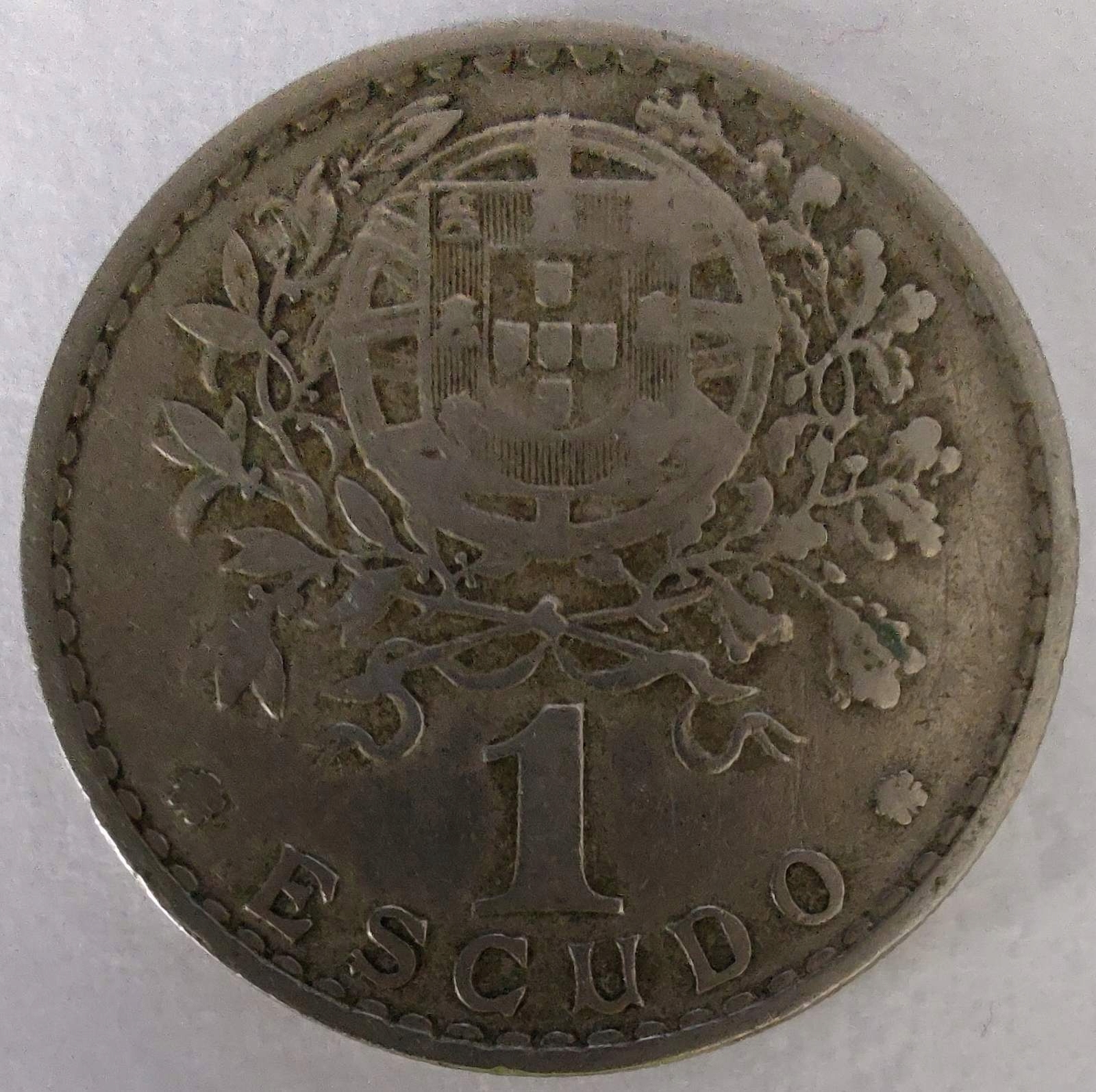 1122c-Португалия 1 эскудо, 1951