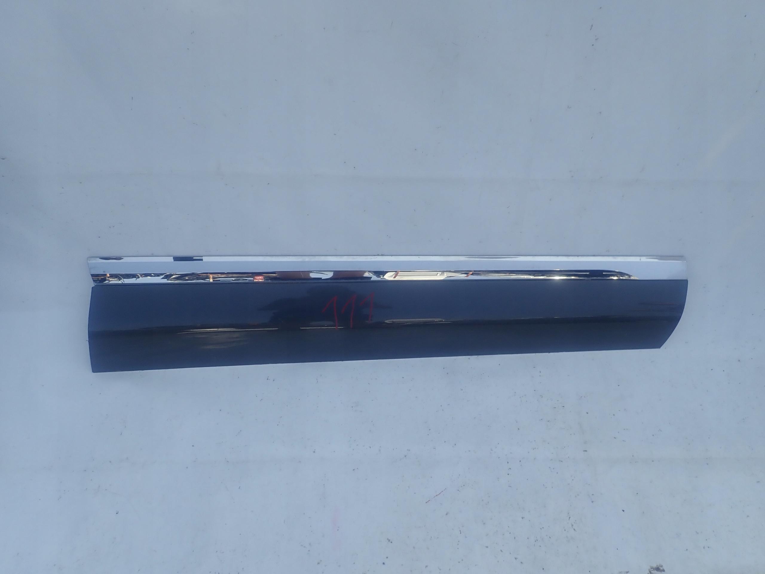VW TOUAREG II 2 10-17 moulding door right front