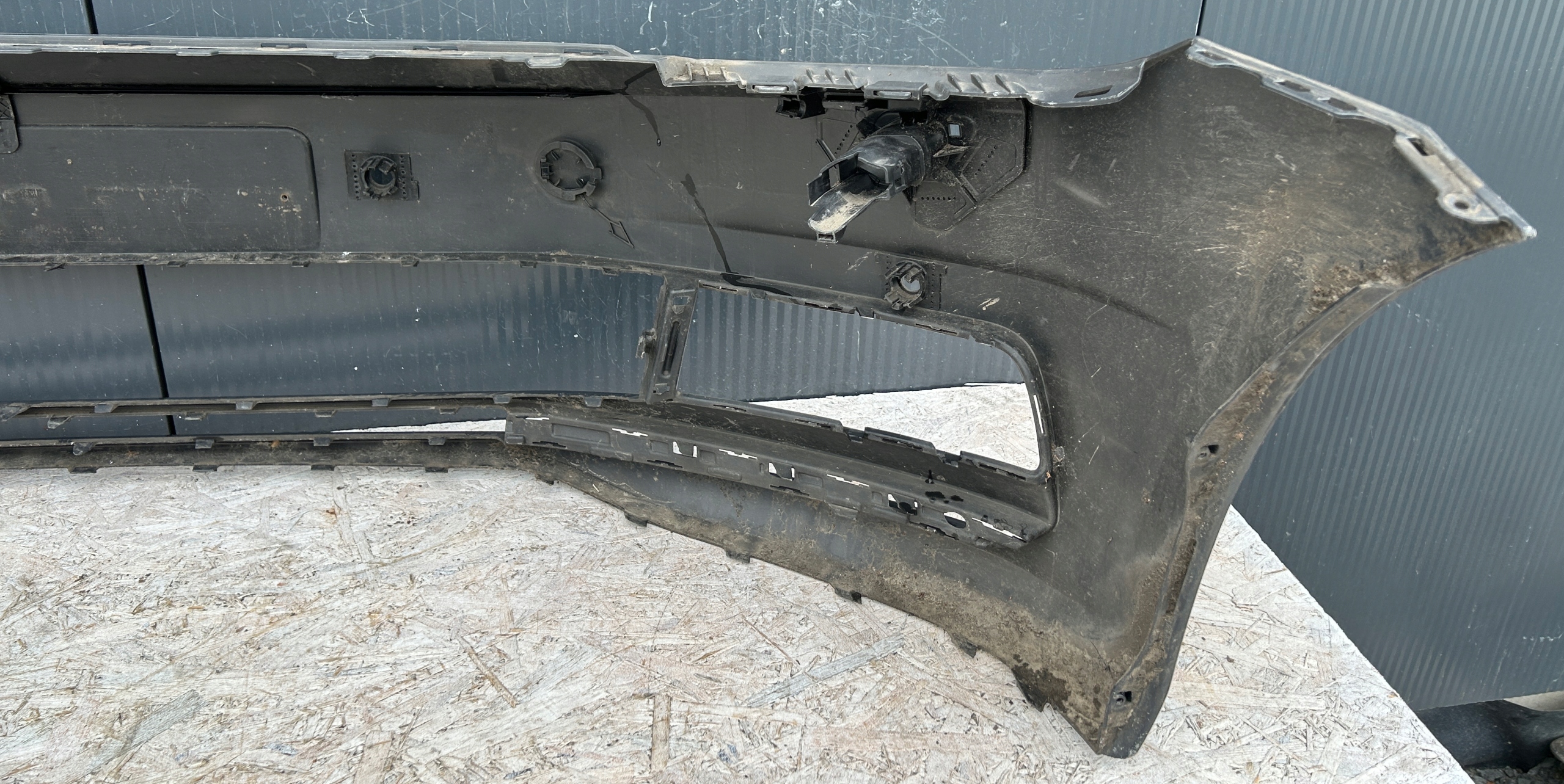 bumper front front VW TOURAN II 5TA 15- PDC washers