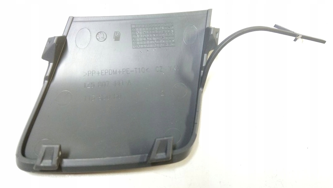 ZAŚLEPKA ZDERZAKA TYŁ SKODA OCTAVIA II 1Z5807441A Strona zabudowy tył