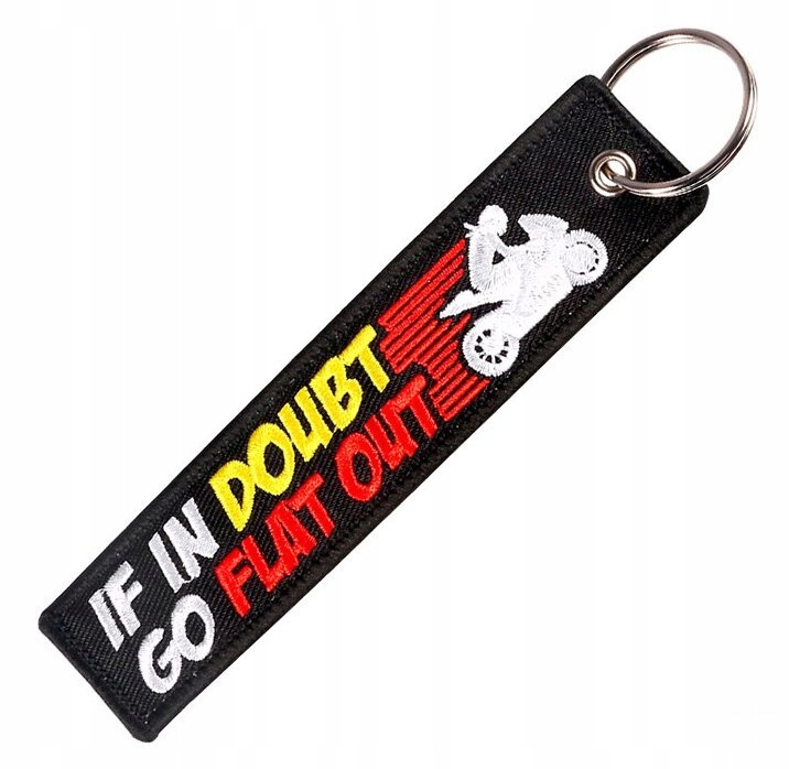 

Brelok If In Doubt Go Flat Out zawieszka do kluczy