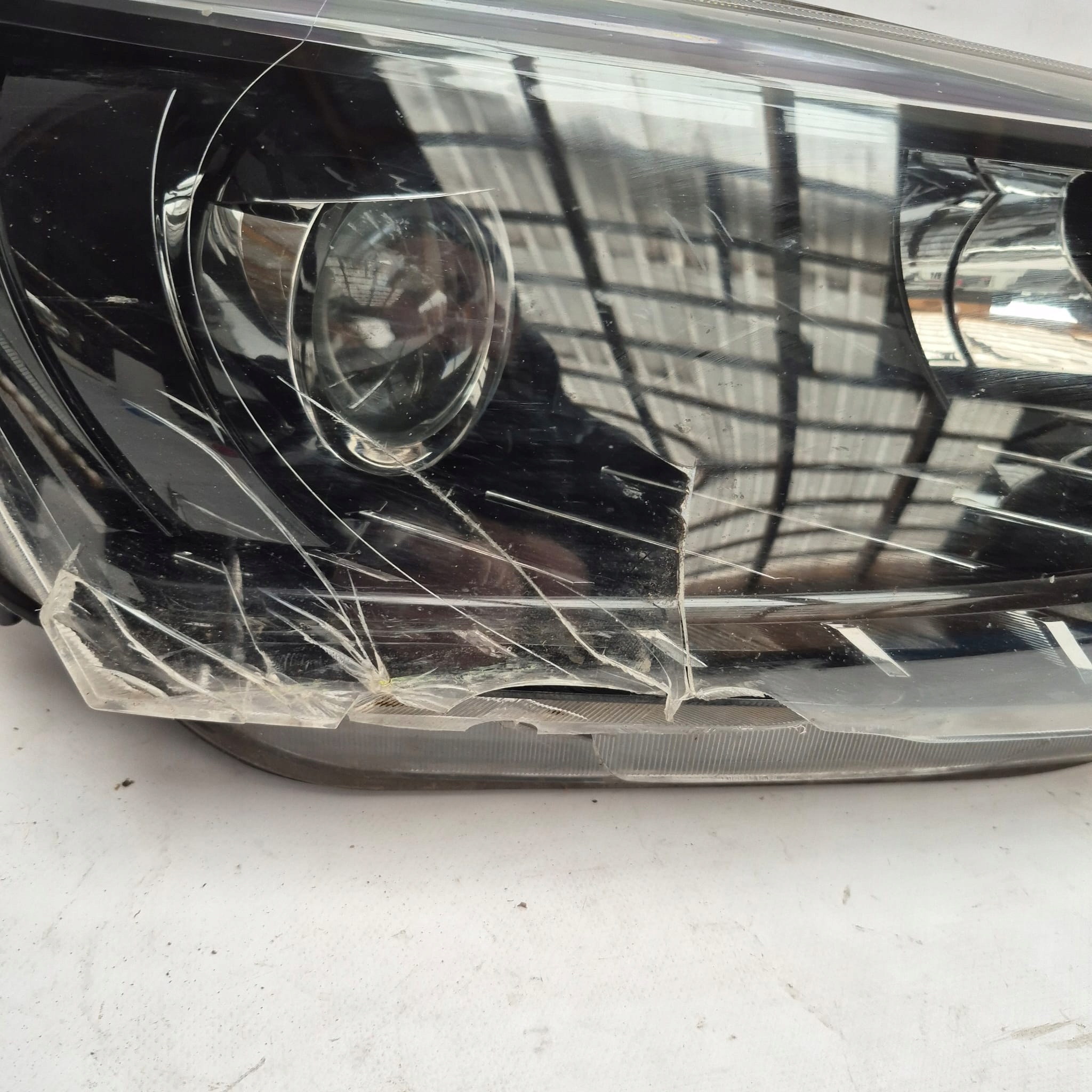 SKODA FABIA III 3 14-18 light front front right
