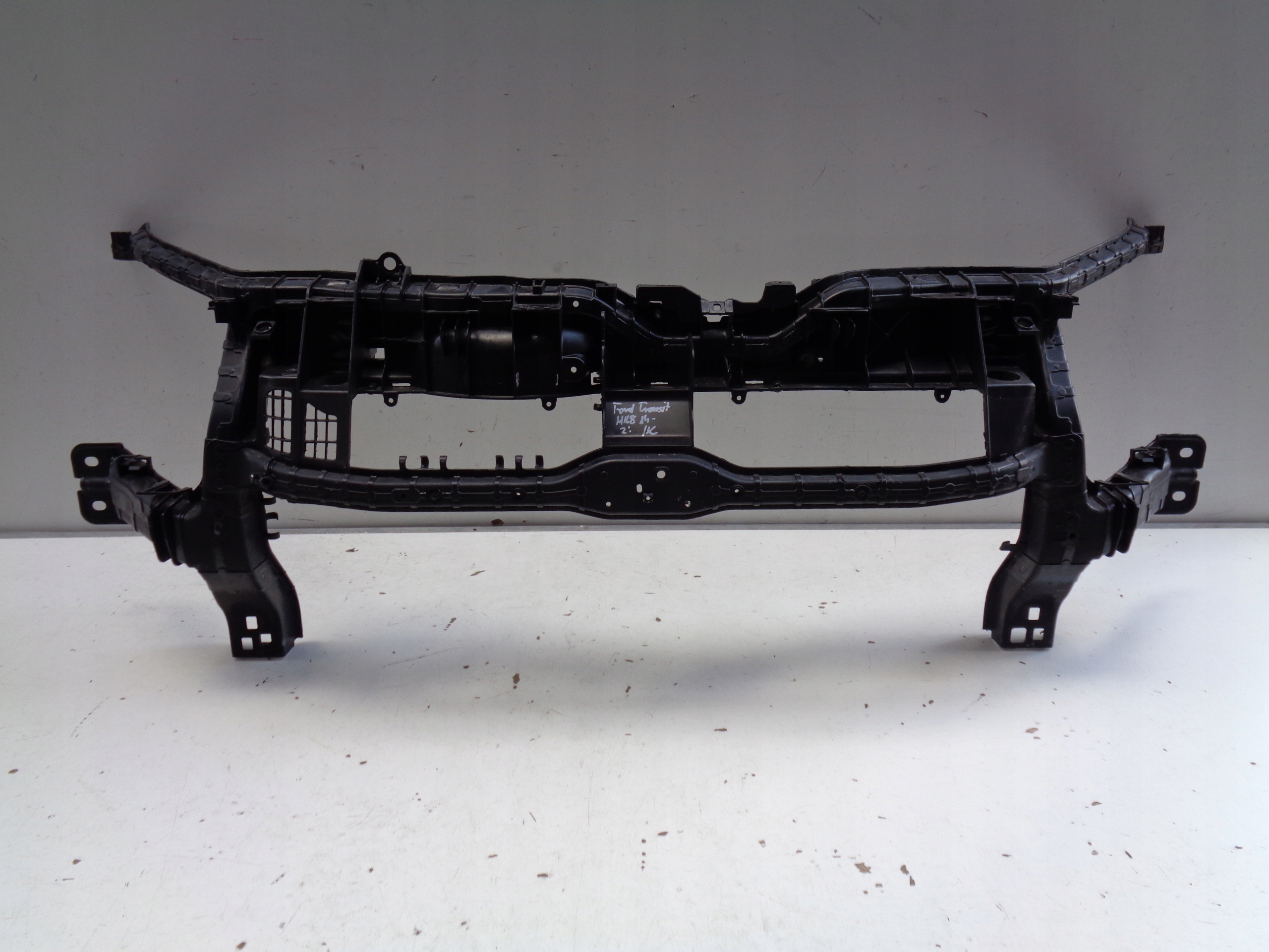 bar, wall front FORD TRANSIT MK8 14