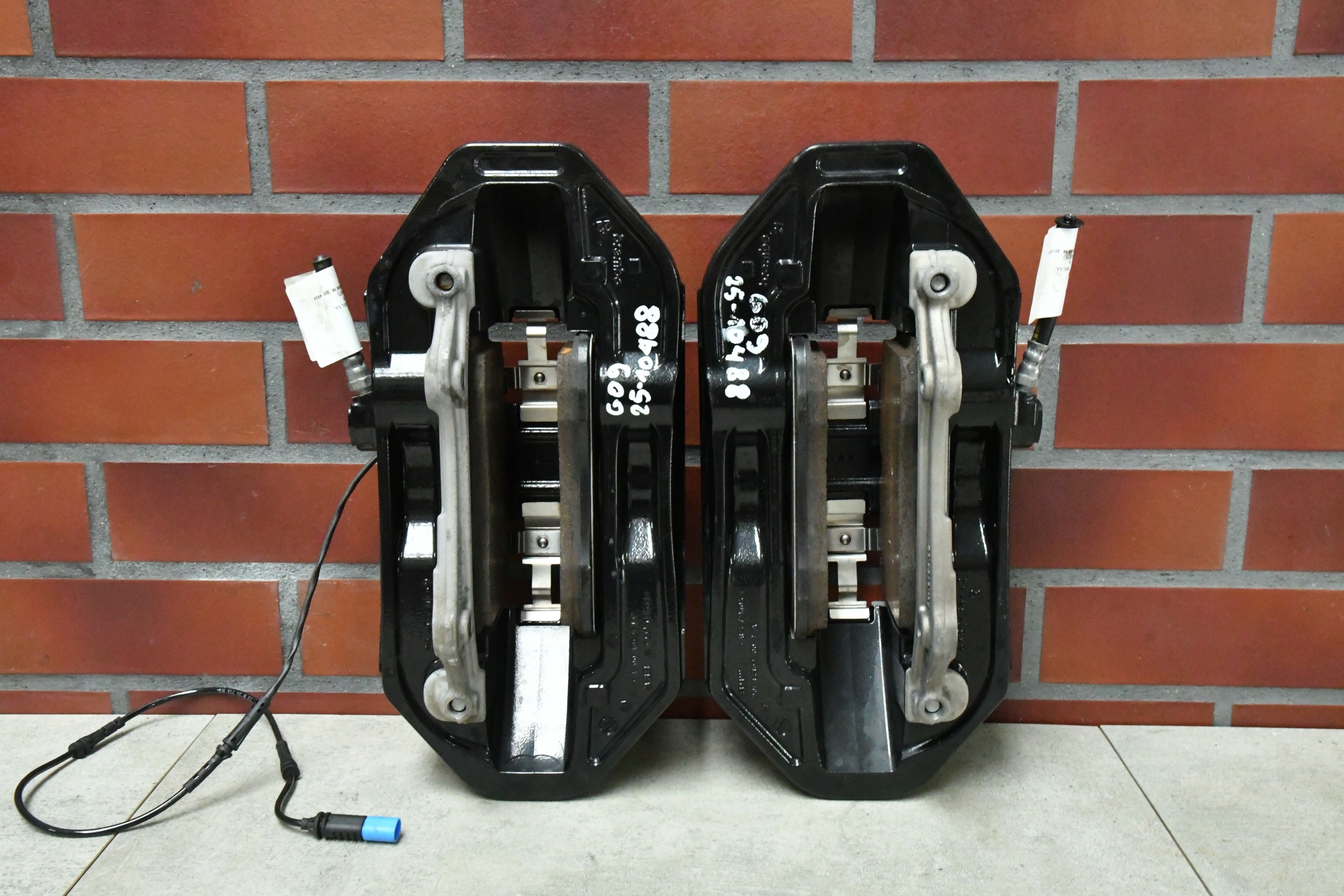 HAMULCE discs caliper BMW XM G09 m-packet 82km 420x40 black,