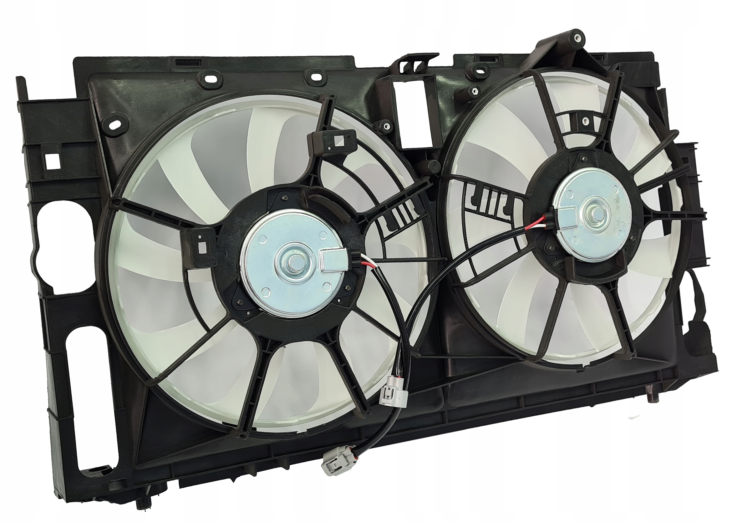 Wentylator TOYOTA AURIS E18 15- 1.2 167120Y010 Numer katalogowy części 27769