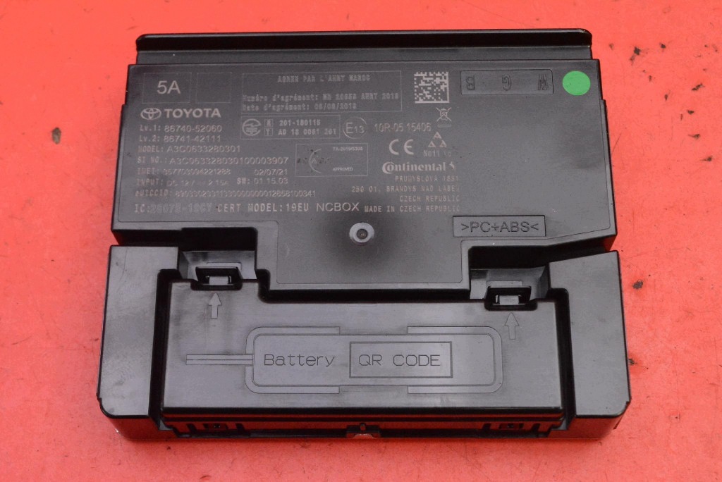 control unit module safety SOS 86740-52060 TOYOTA YARIS 4 IV GR 20-24