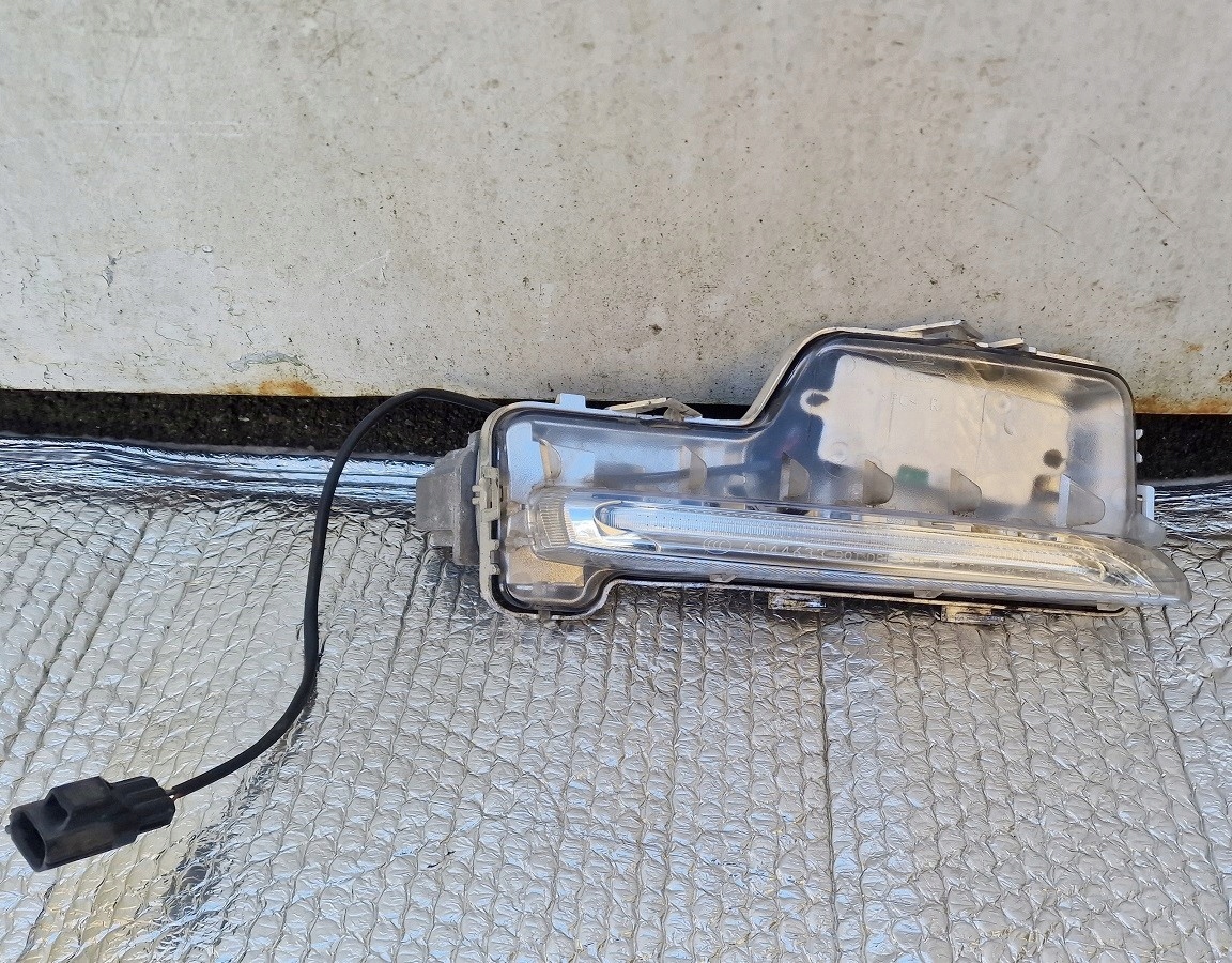 VOLVO S60 V60 II LIFT 31420396 13-17 Halogen DRL ŚWIATŁO Jazdy Dziennej