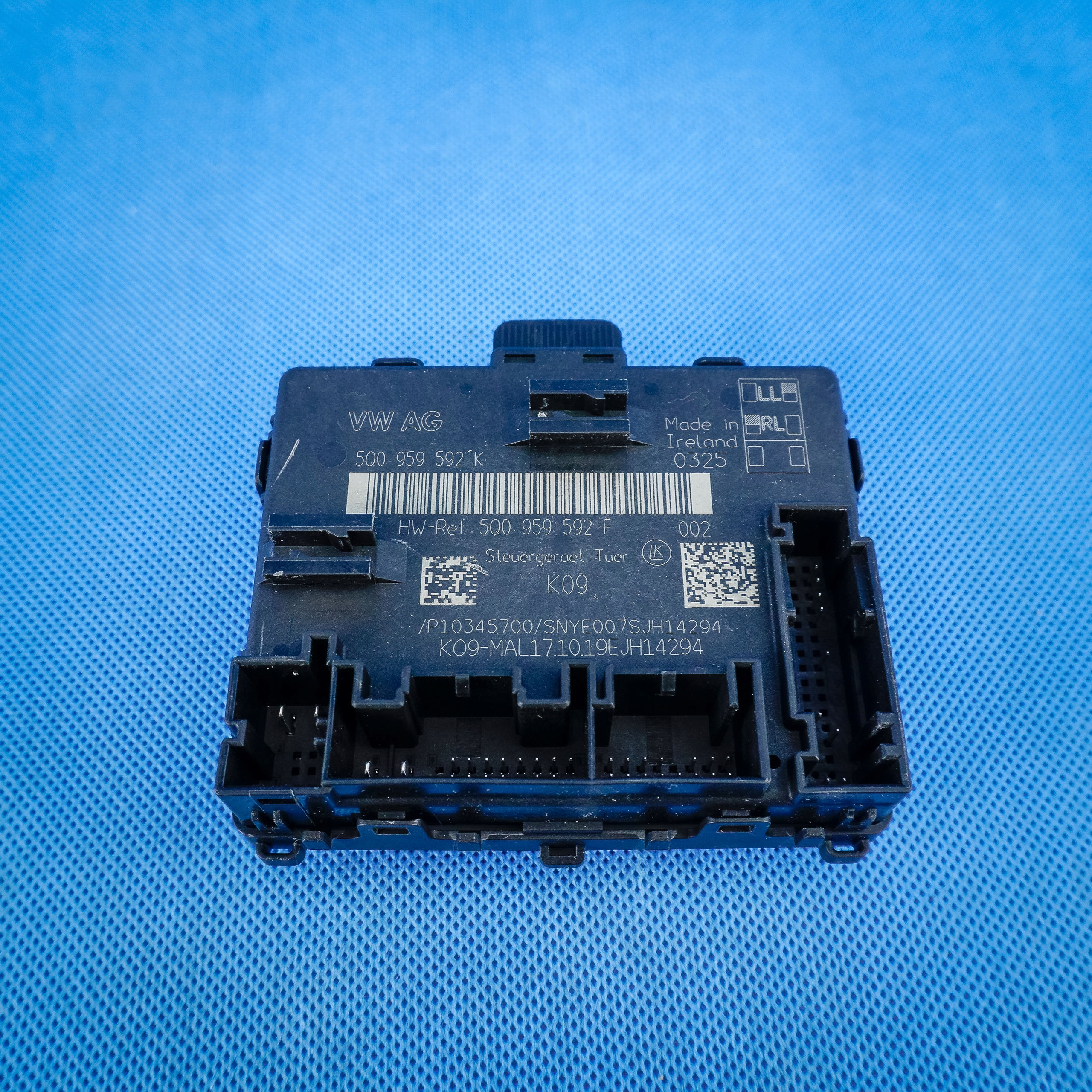 control unit door front right Audi Q3 83A 5Q0959592K