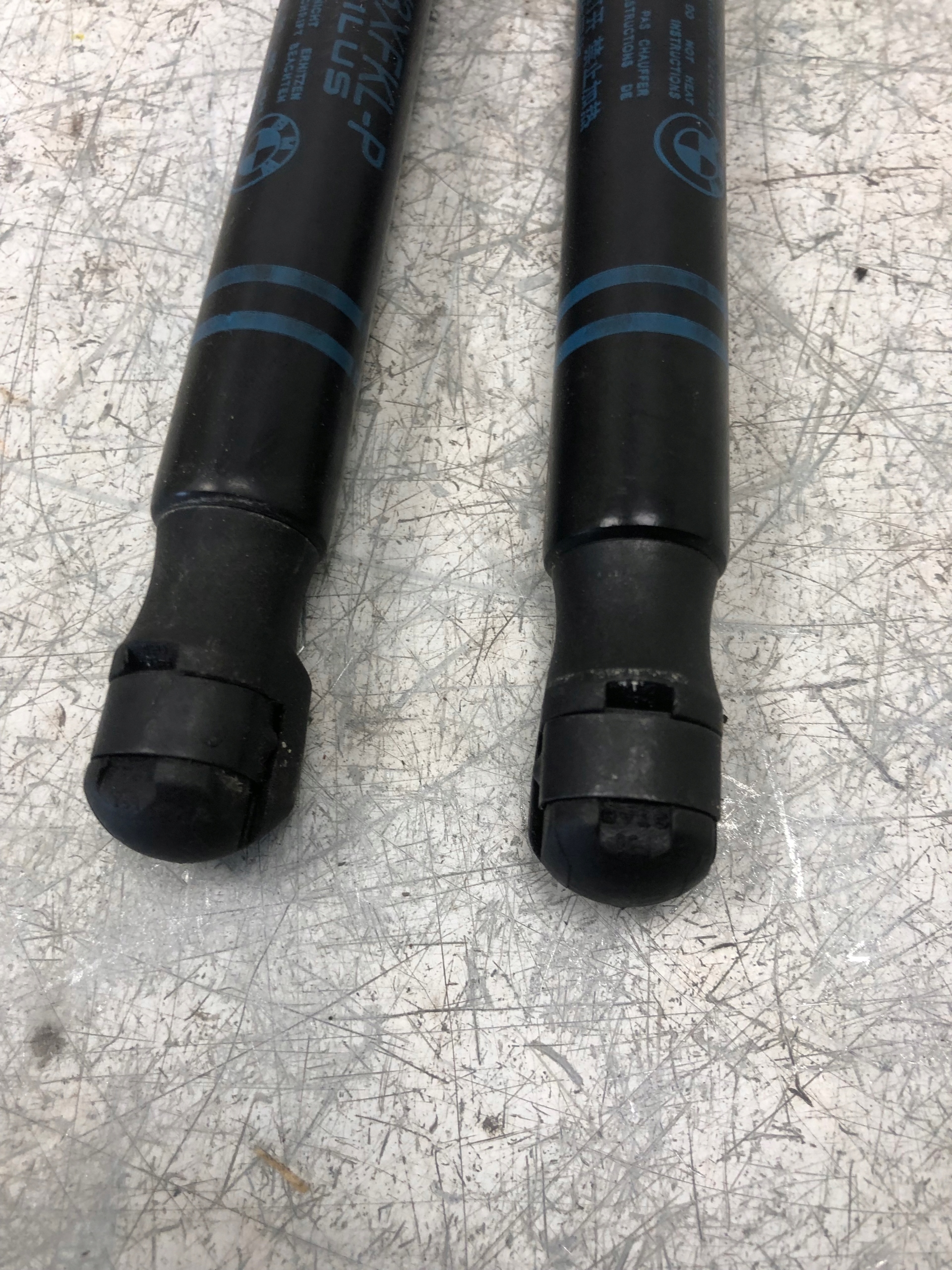 SILOWNIKI bonnets BMW F20 7239233