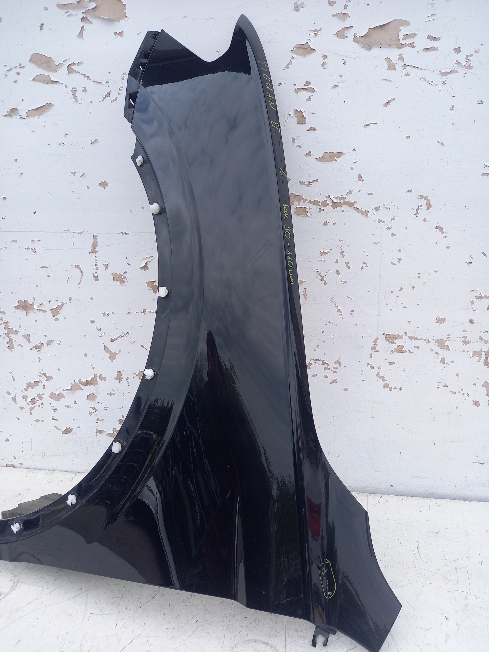 Błotnik lewy przód VW Tiguan II