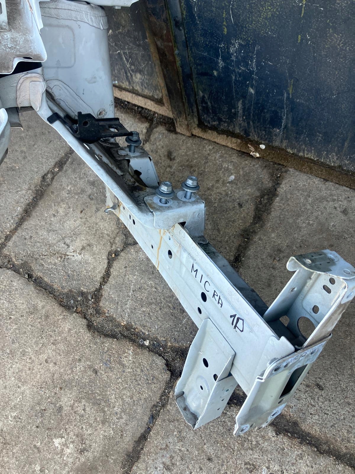 quarter quarter right front NISSAN MICRA K14
