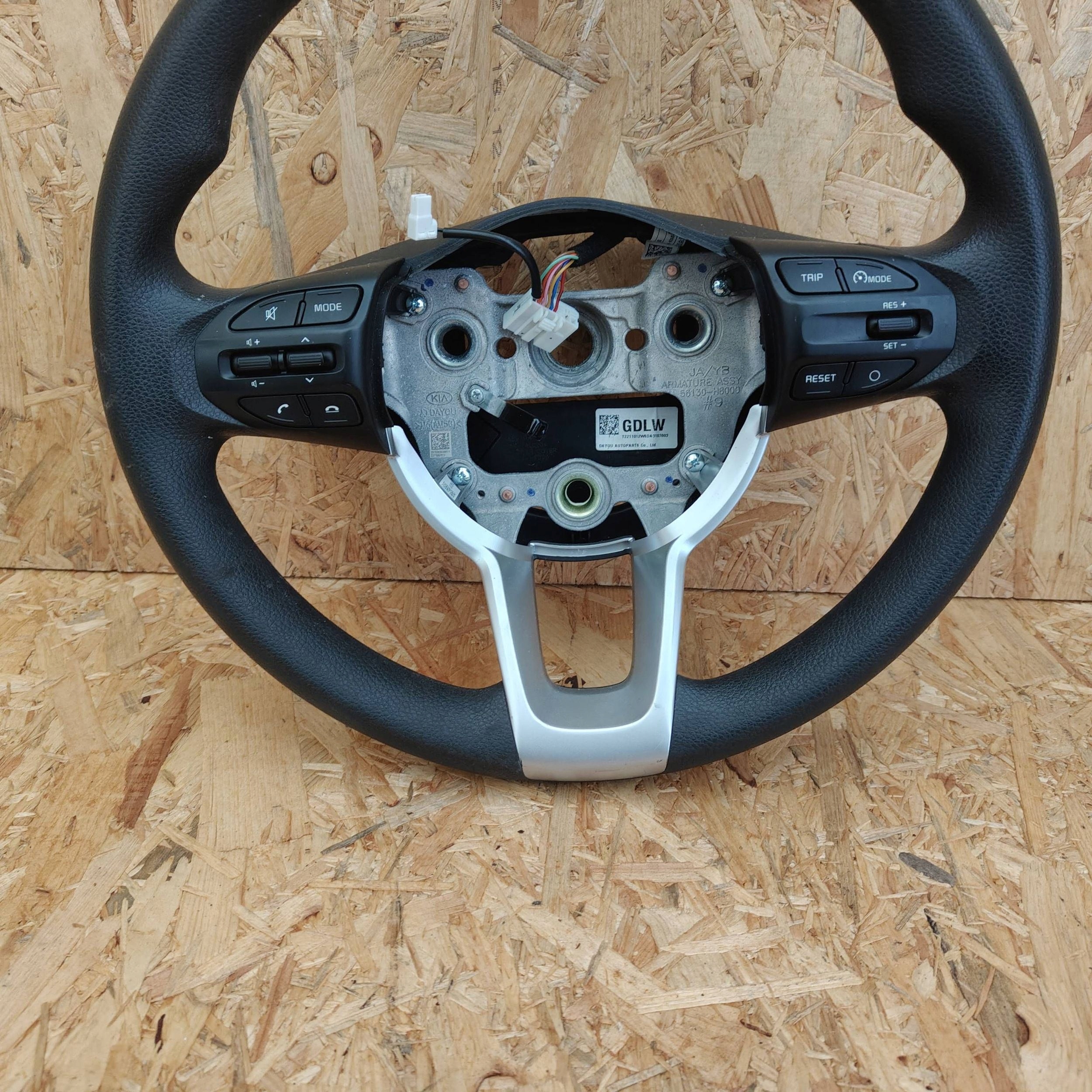 KIA Picanto 2020 lenkrad WIELOFUNKCYJNA
