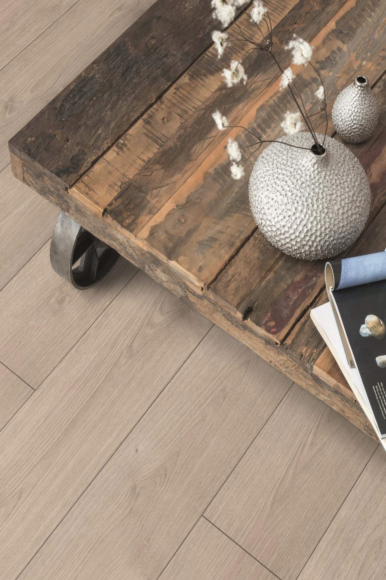 Panel podłogowy AC4 DĄB NORTH JASNY CLASSIC 1,99m Rodzaj panele laminowane