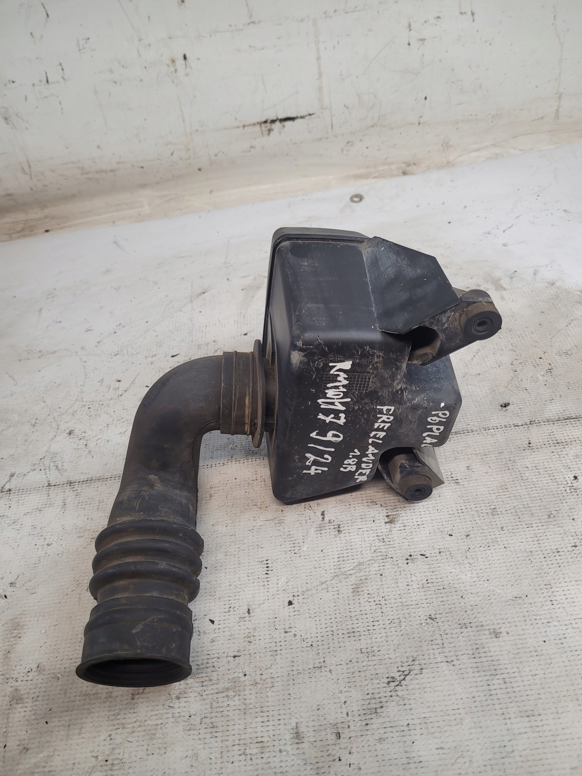 REZONATOR luft DOLOT LAND ROVER FREELANDER und 1 1.8B 00r.