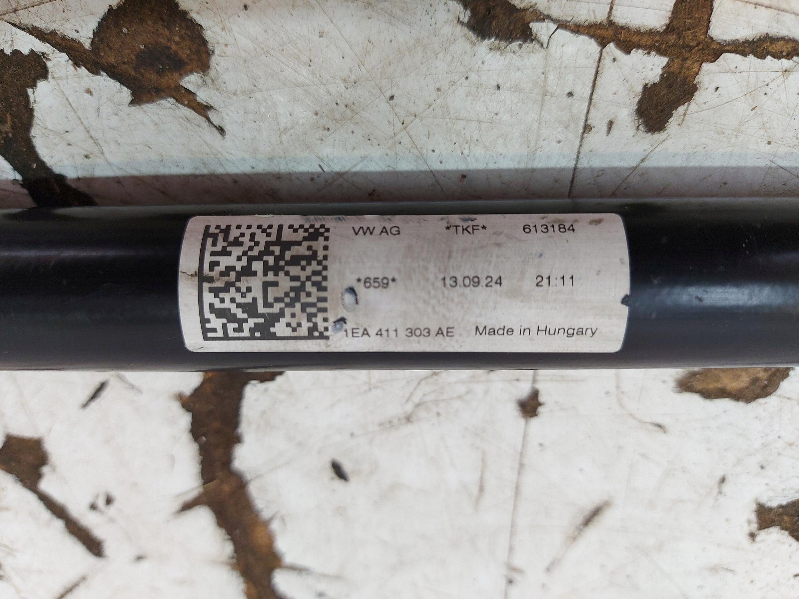 VW ID4 11A , 2024r SUV 5D anti roll bar springing front 1EA411303AE