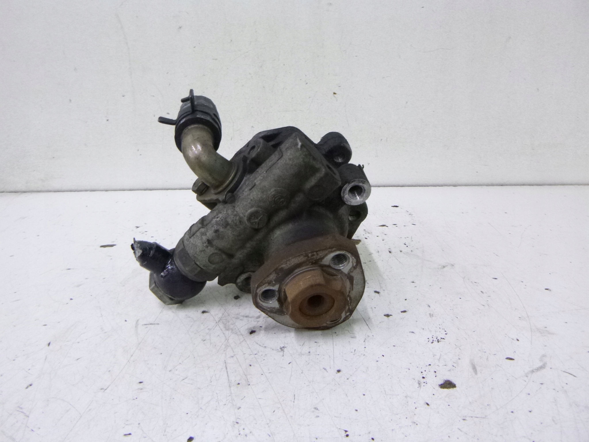 servo pump Volkswagen Golf IV 1.4 16v 00r.
