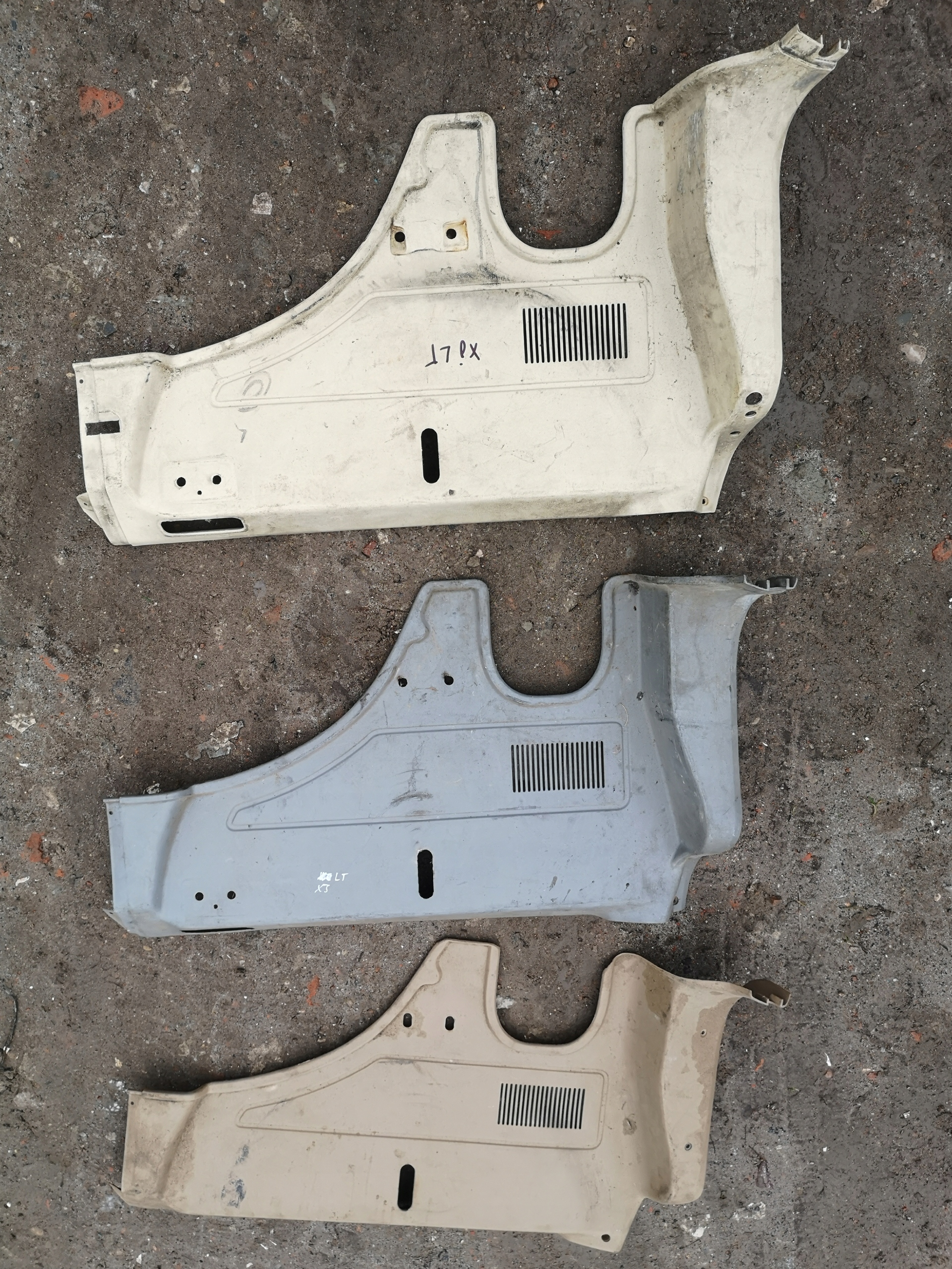 JEEP CHEROKEE XJ PLASTIK TAPICERKA POSZYCIE OBUDOW