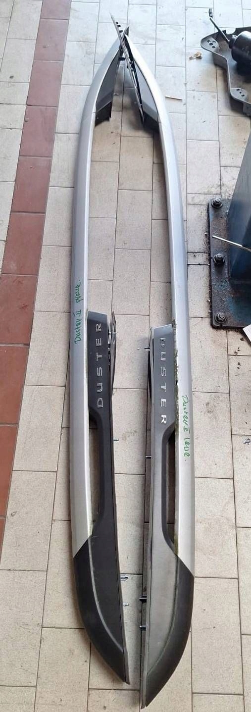 Dachreling dach Dacia Duster II 738219784R komplet