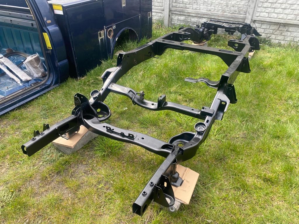 HUMMER H2 03-09R рамка кузова