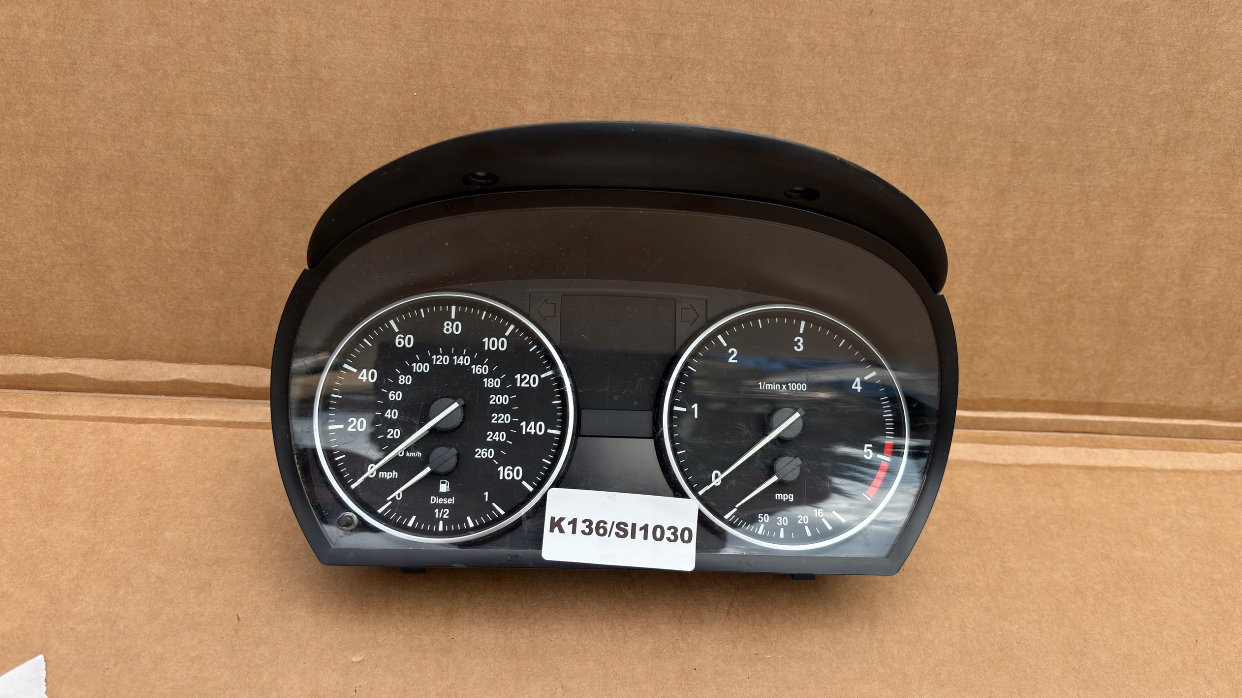 BMW 3 E90 E91 DIESEL dials clock dials UK ANGLIK 1025380-85 K136/SI1030