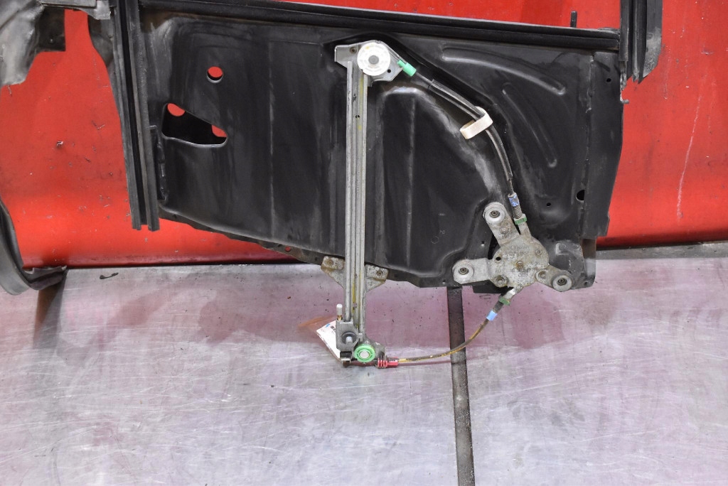 window regulator right rear part 4D0839398B AUDI A8 D2 sedan 94-99