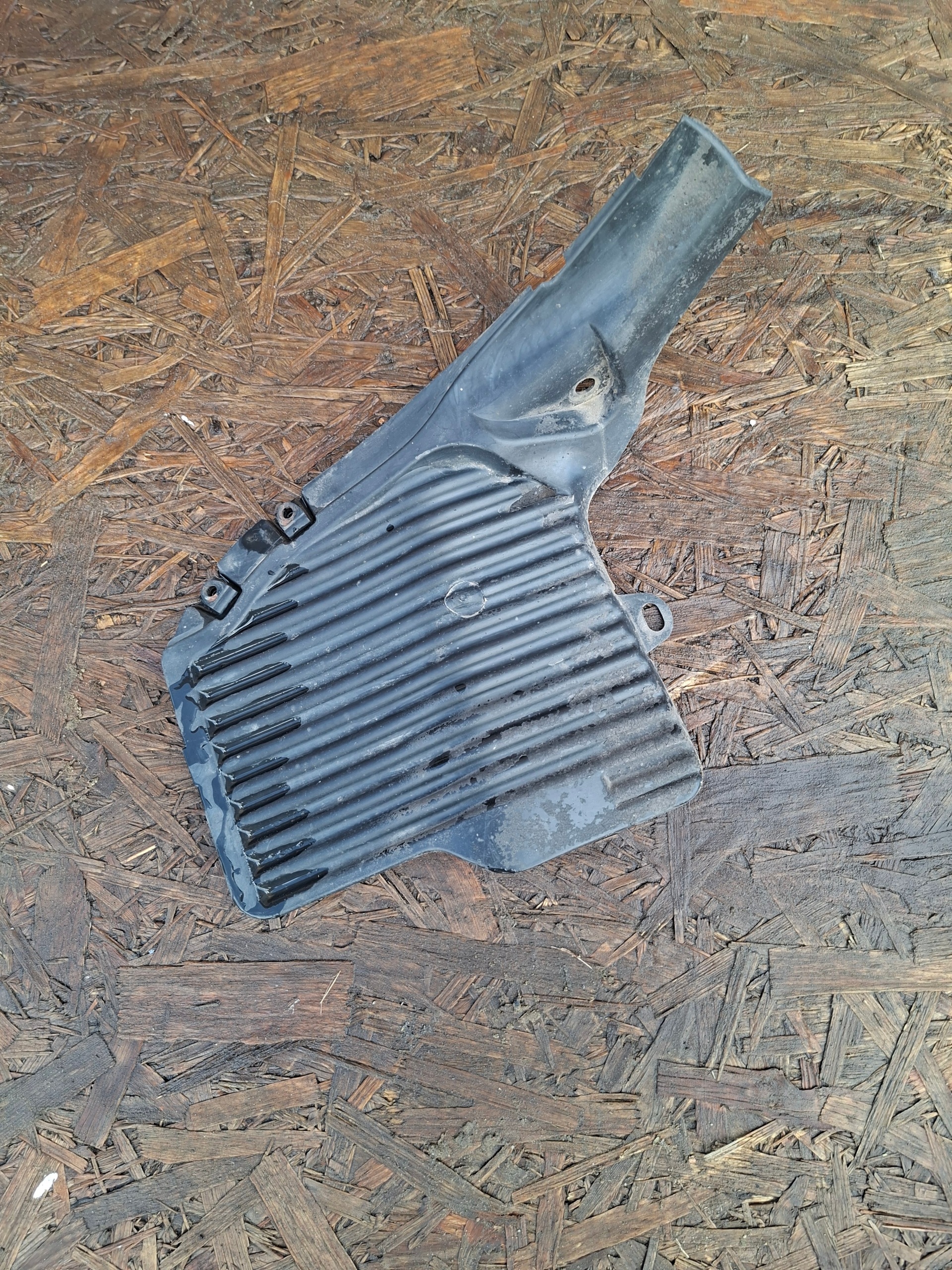 mudguard rear part rear. right KIA PICANTO II 868221Y000