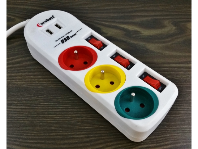 PRZEDŁUŻACZ LISTWA ZASILAJĄCA WYŁĄCZNIK + USB 1.5m Kod producenta 2639