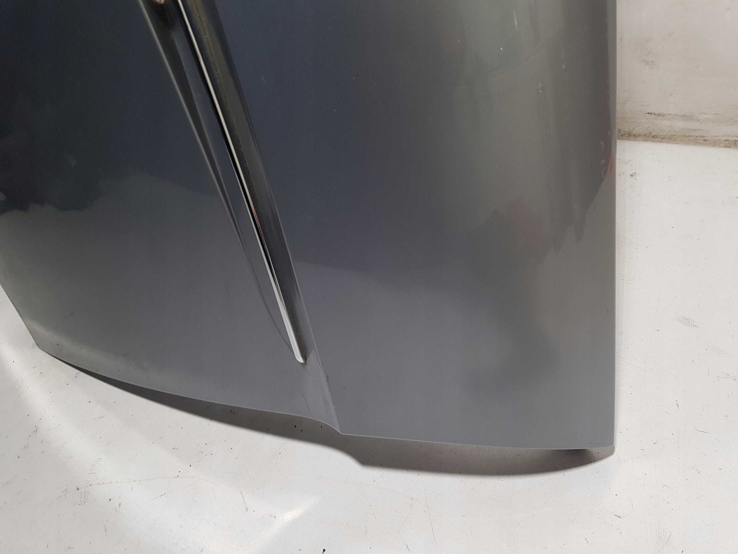 fender left front BMW E63 E64 6 A08 SILBERGRAU