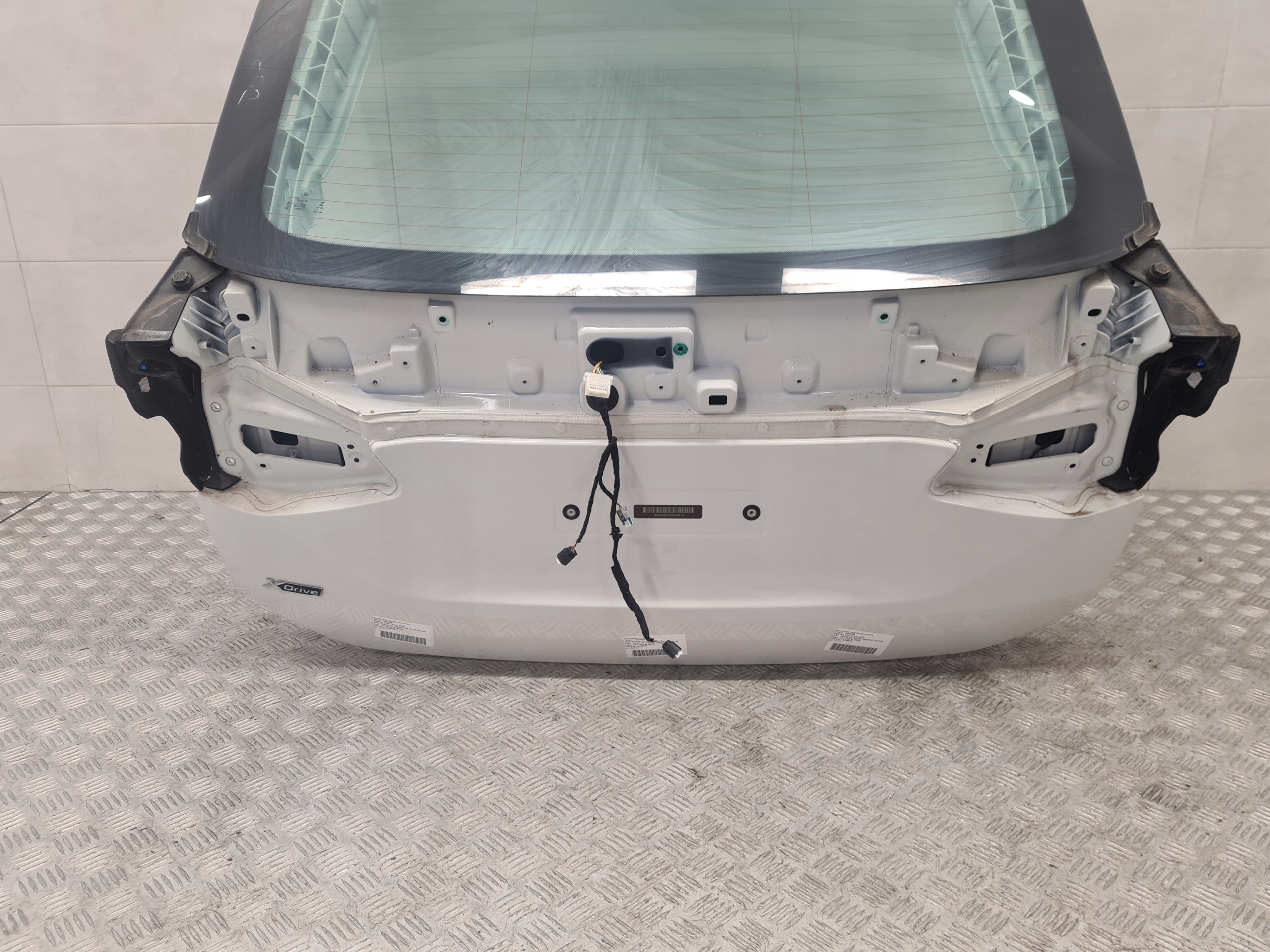 BMW 6 G32 TRUNK DOOR BOOT A300