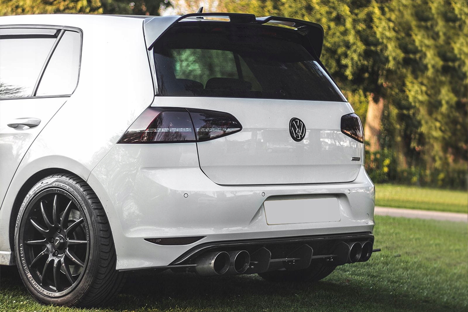 AD002900 - Спойлер Golf 7 GTI GTD R MK7 7.5 Black ABS!