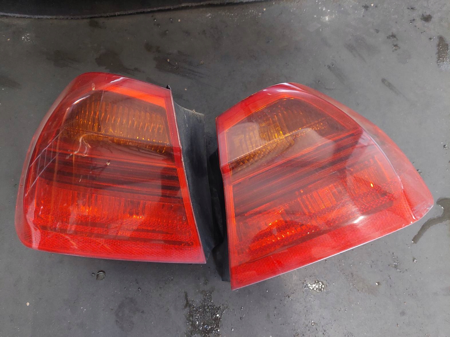 complete rear part BMW E90 320d A22/7 trunk door boot bumper lights
