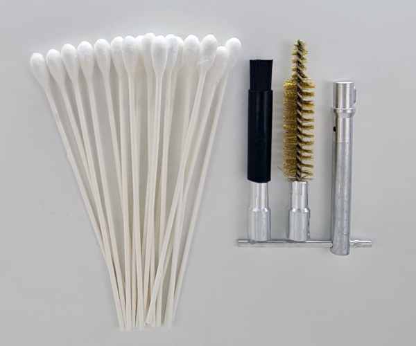 ZESTAW DO CZYSZCZENIA GNIAZDA WTRYSKIWAC Zestaw do czyszczenia gniazda Marka Rooks