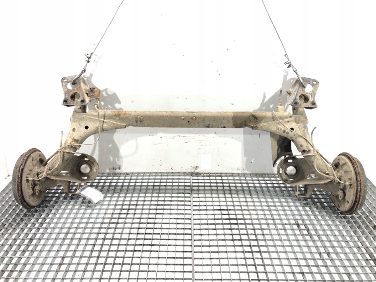 БАЛКА ЗАД. ШКОДА OCTAVIA I Хетчбек 96-10 ВІСЬ WOZEK