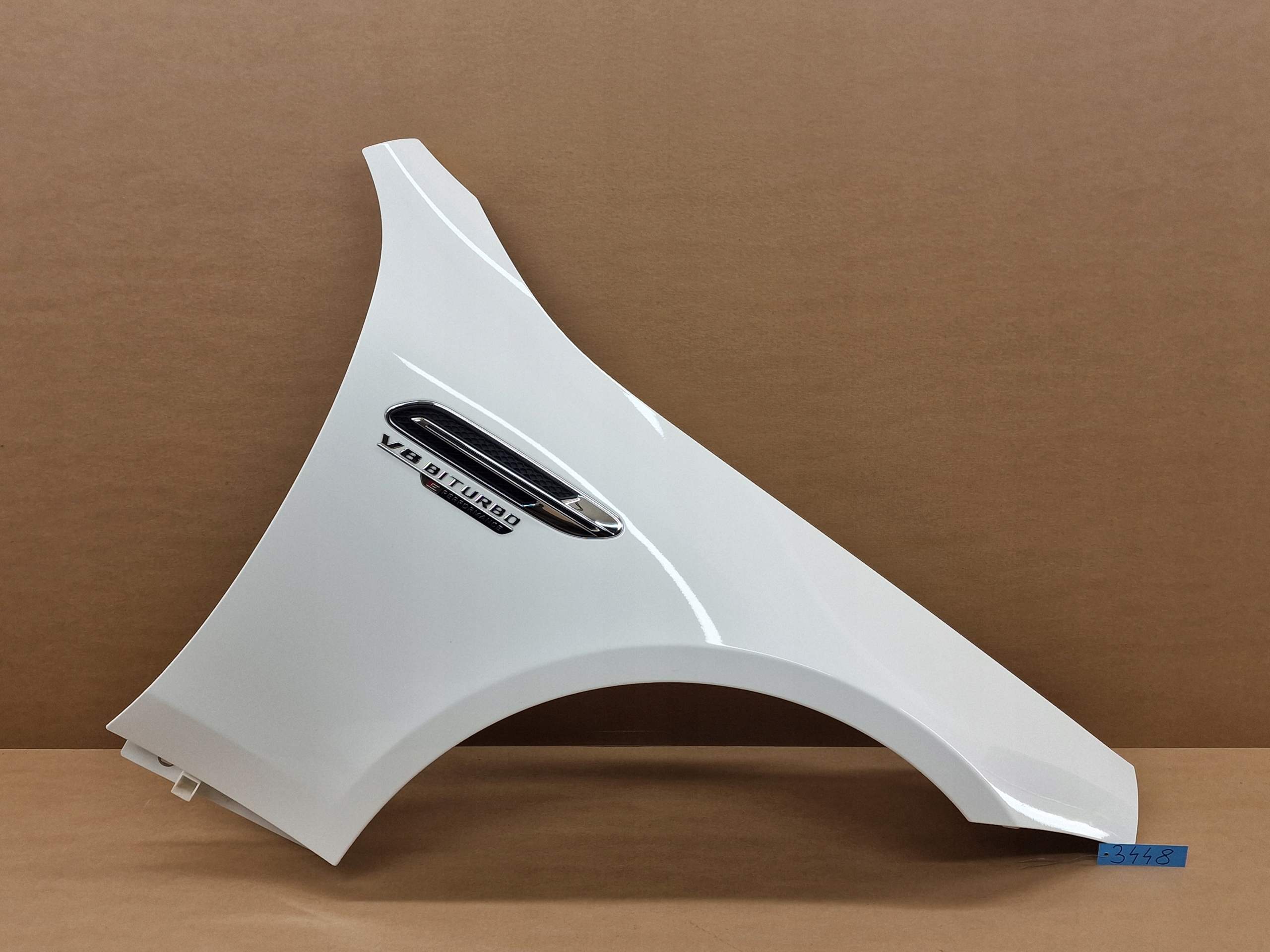 PRAWY BŁOTNIK PRZÓD MERCEDES AMG GT X290 W290