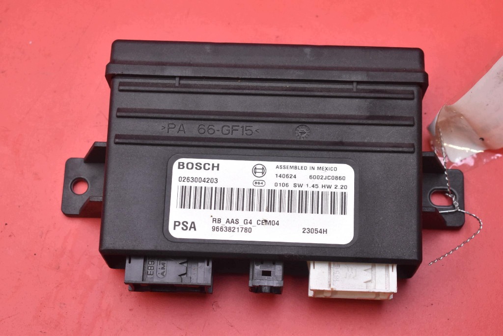 unité de commande électronique uce module stationnement PDC 9663821780 CITROEN C5 II X7 III 08-17