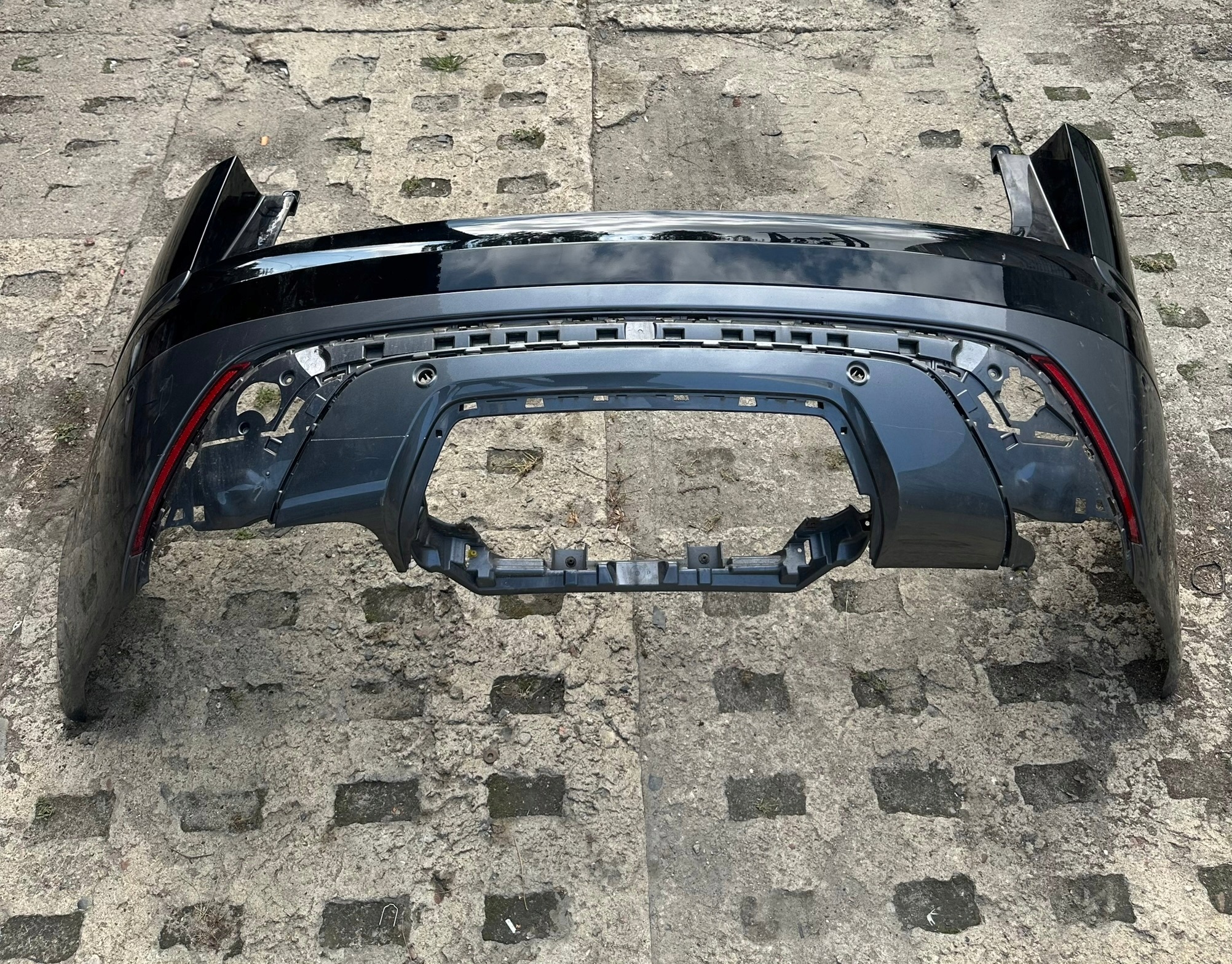 RANGE ROVER VELAR Stoßstange heck hinten