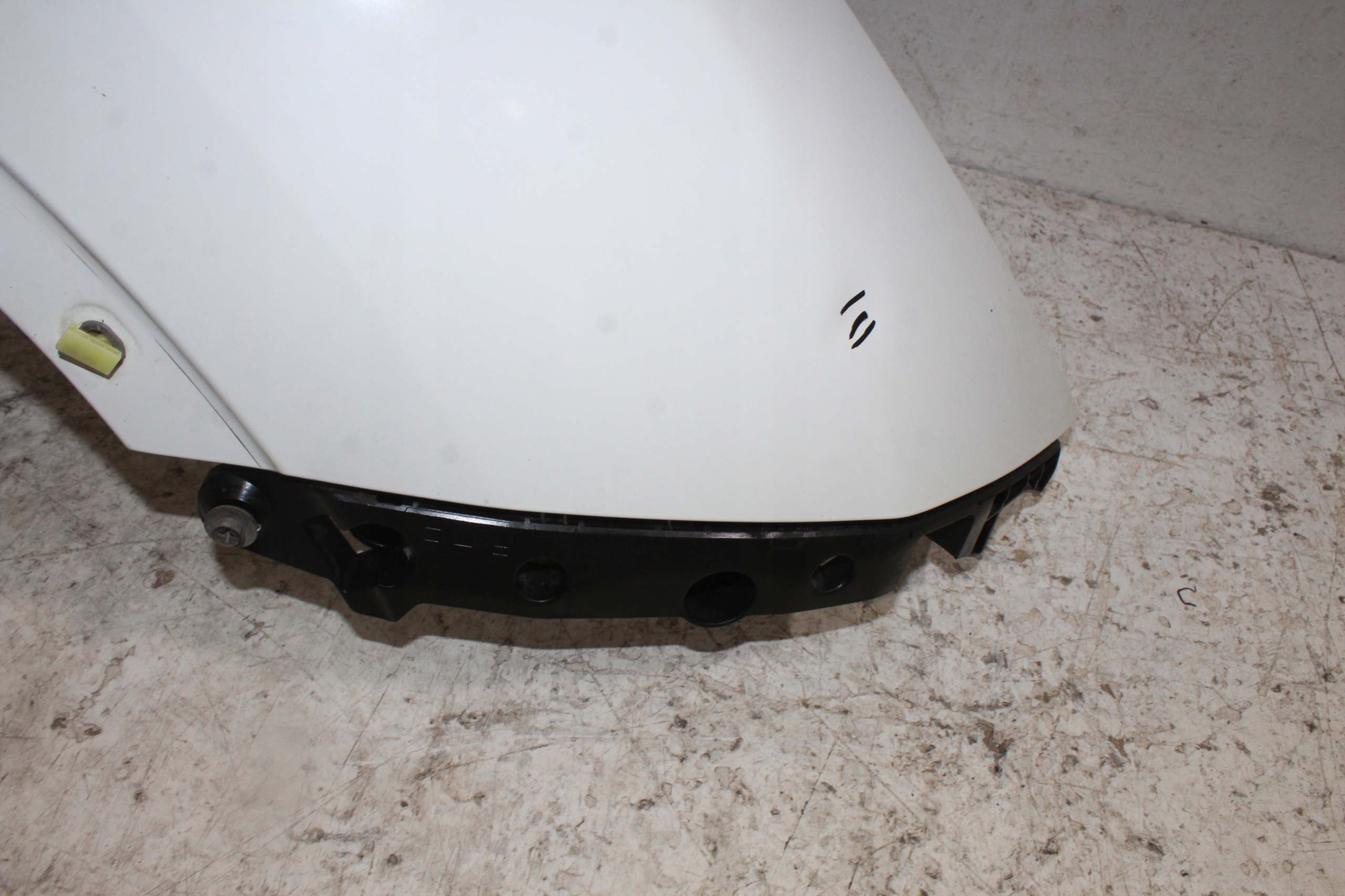 Nissan Juke F15 fender right front front