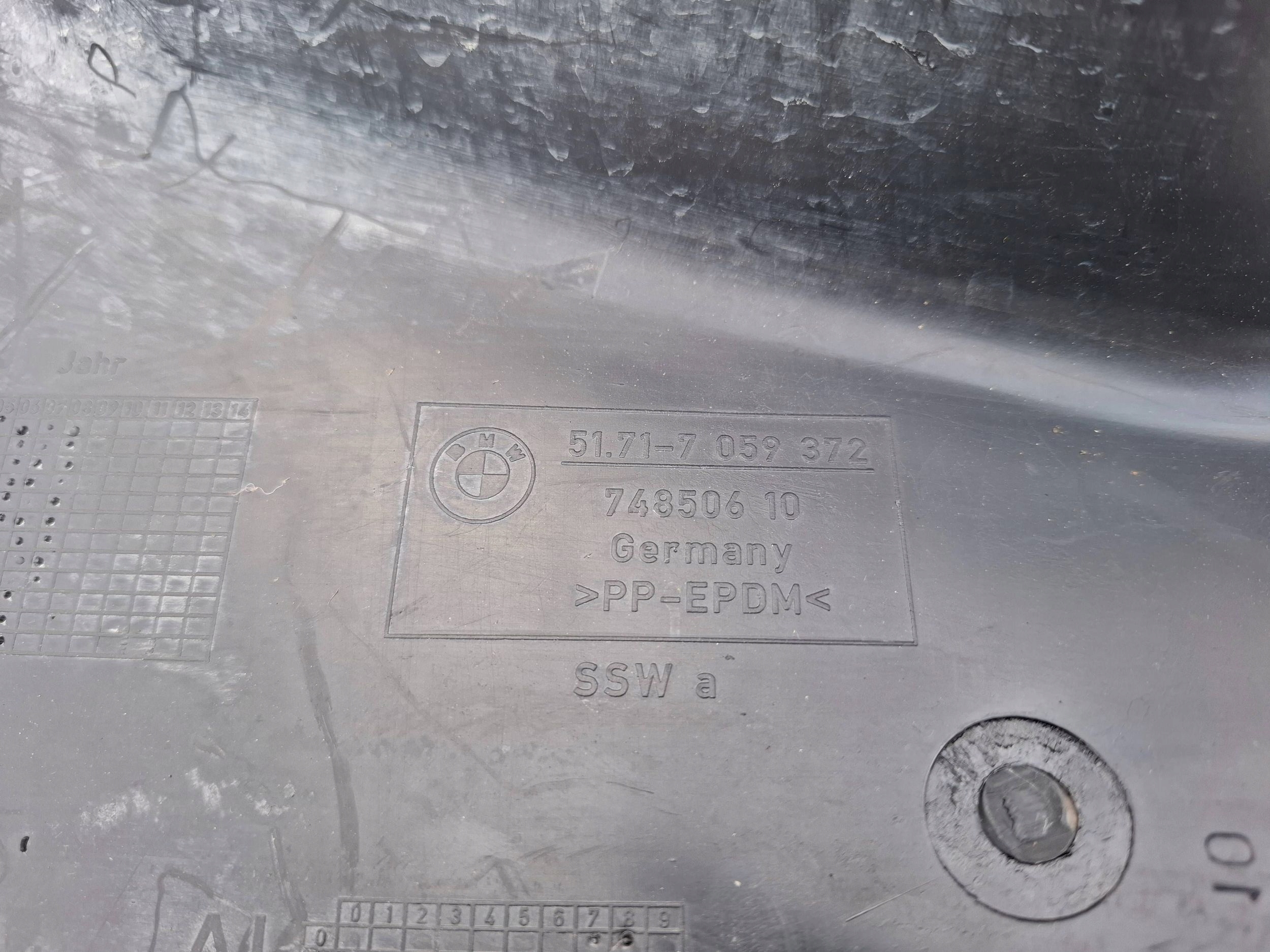 mudguard right front part rear 7059372 BMW 1 E81 E87