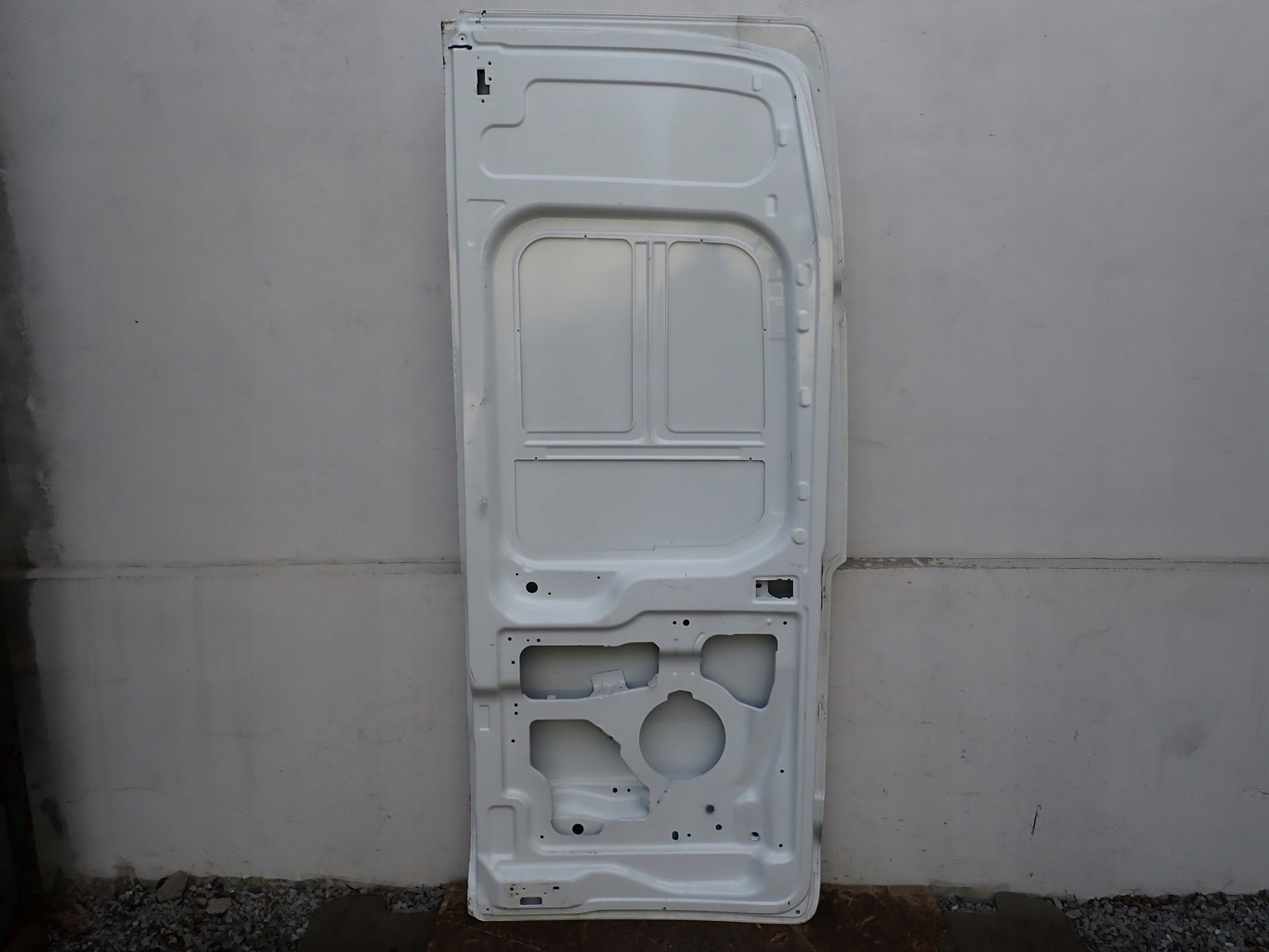door left rear. left rear part FORD TRANSIT MAX MK8 2013